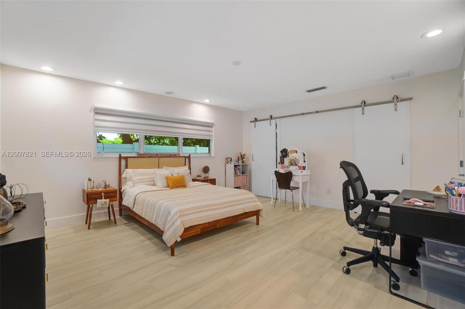 Undisclosed Address Palmetto Bay, FL 33176