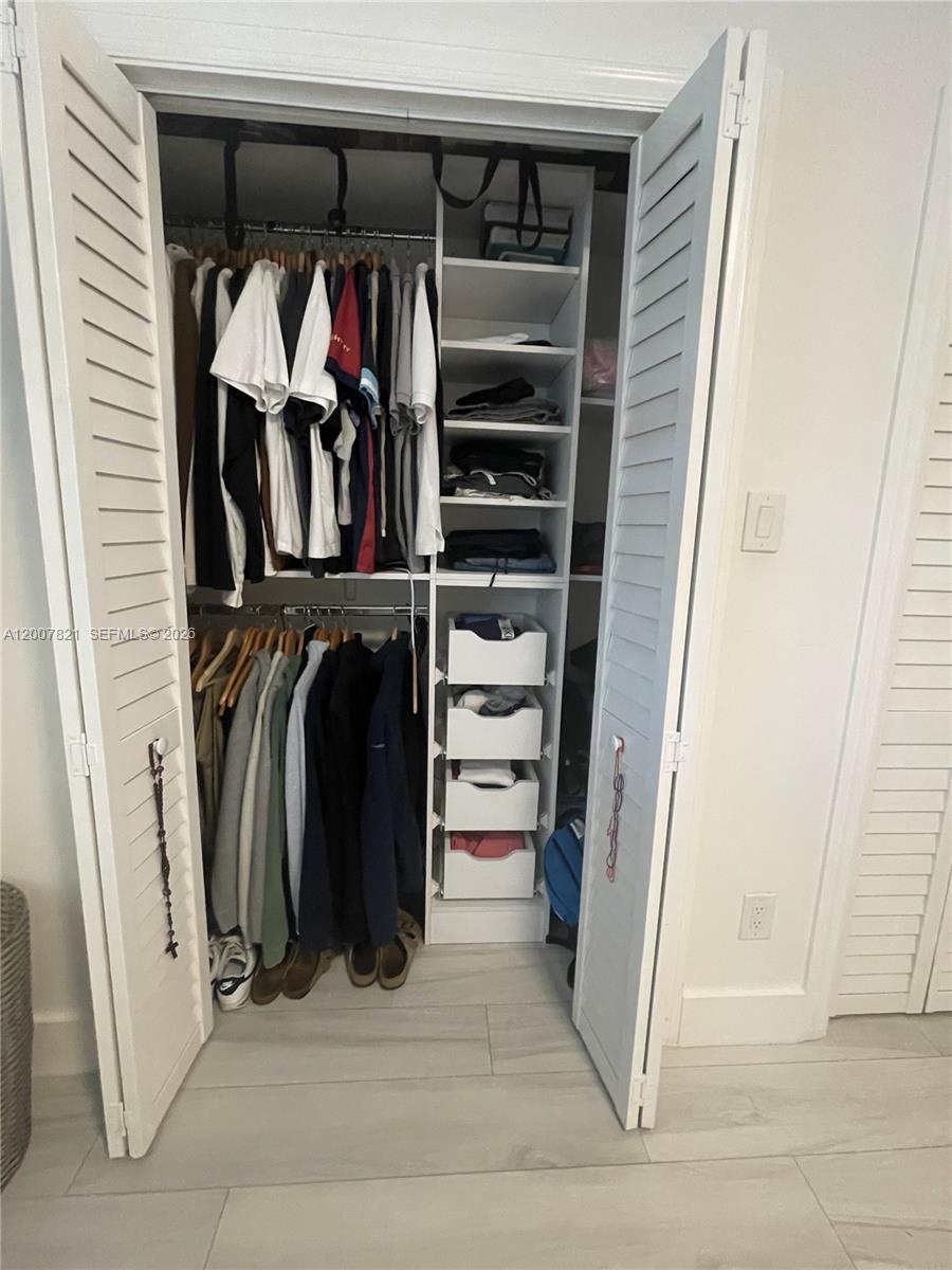 Undisclosed Address Palmetto Bay, FL 33176