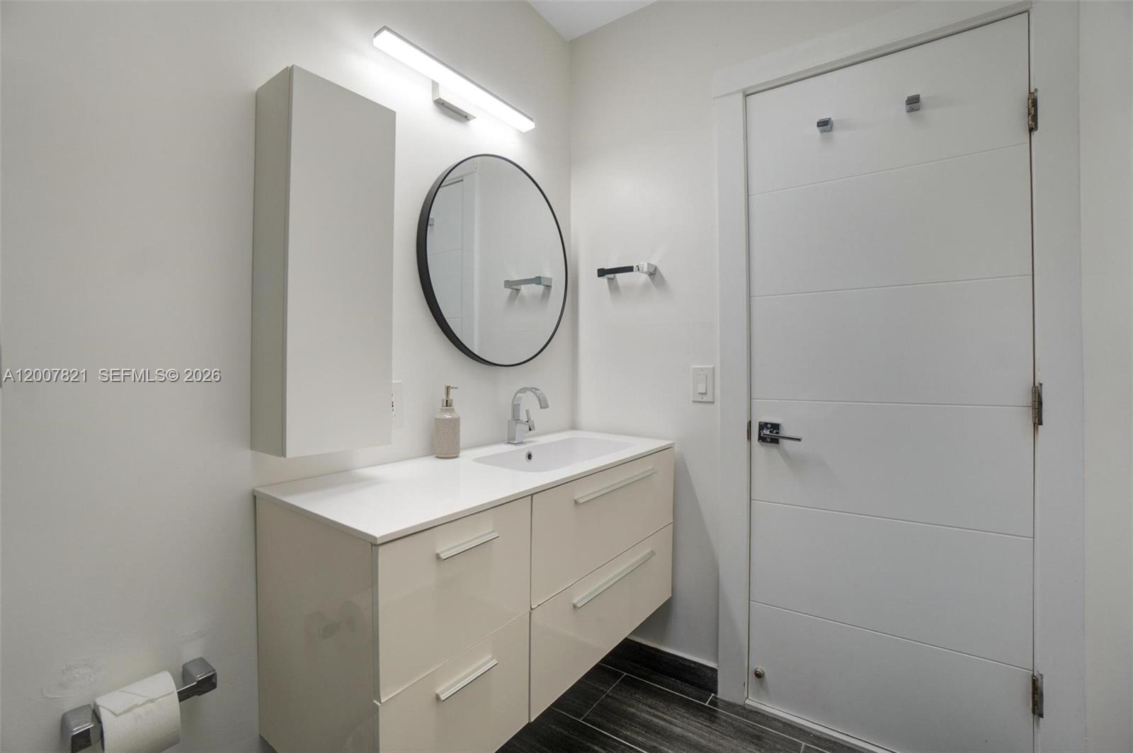 Undisclosed Address Palmetto Bay, FL 33176