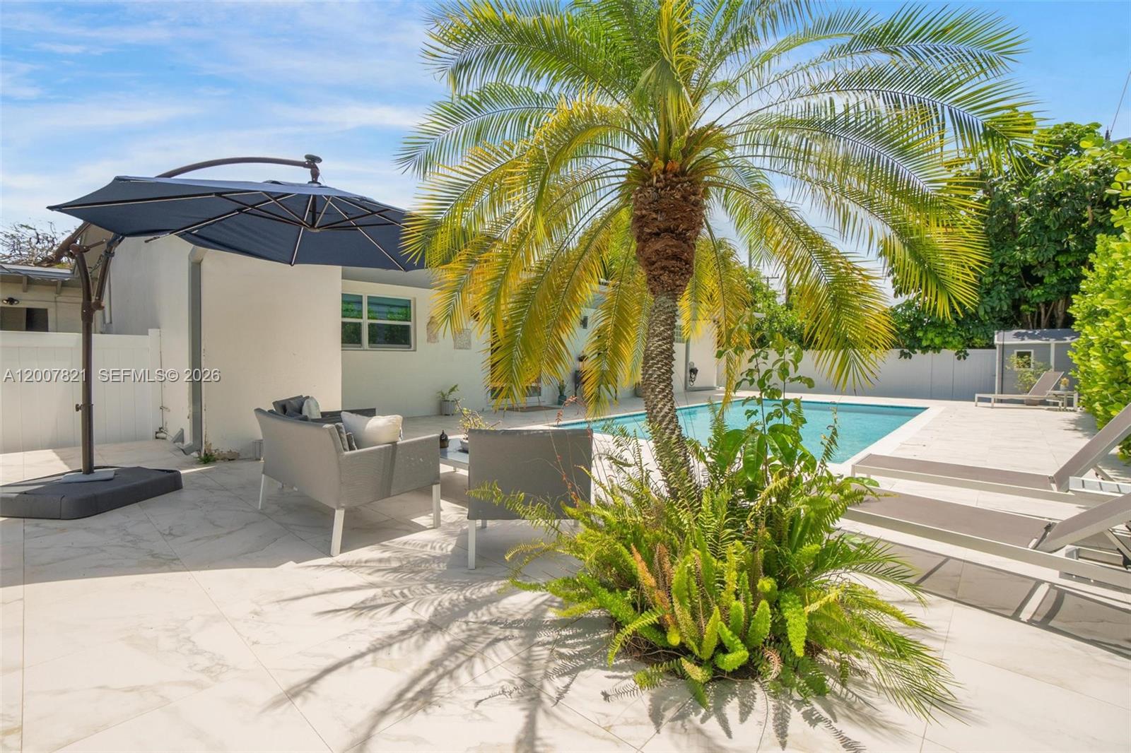 Undisclosed Address Palmetto Bay, FL 33176