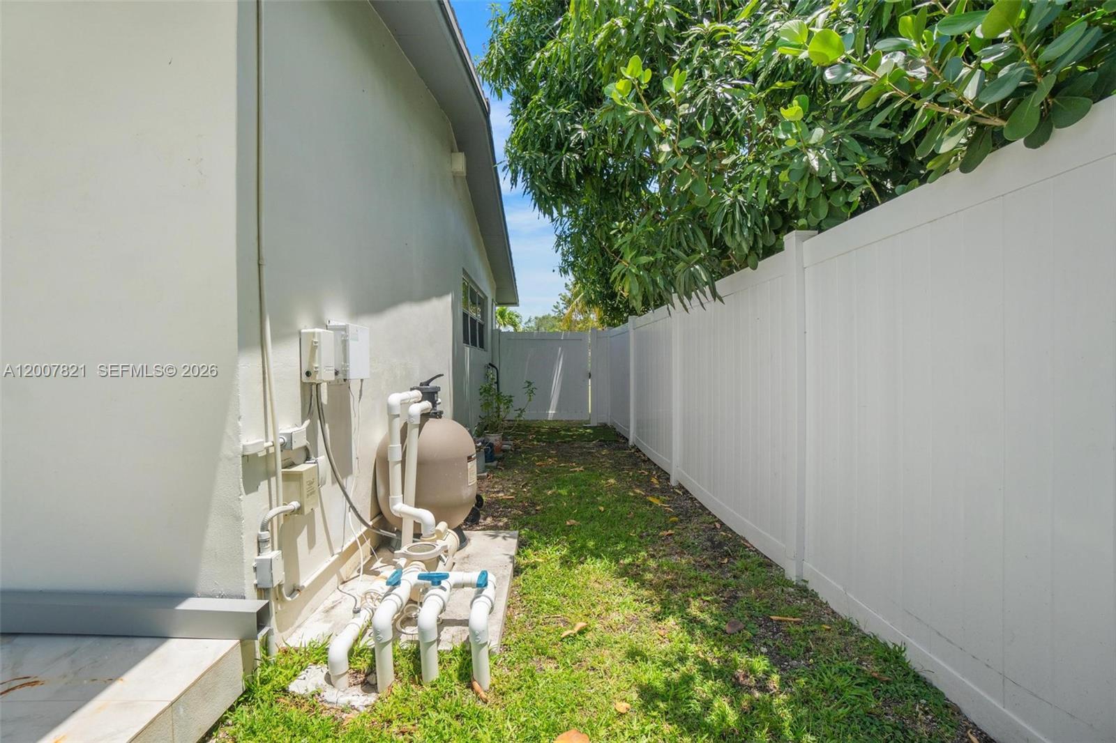 Undisclosed Address Palmetto Bay, FL 33176