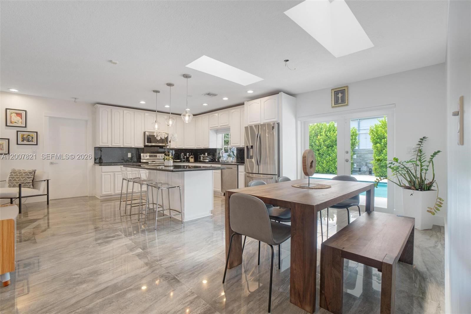 Undisclosed Address Palmetto Bay, FL 33176