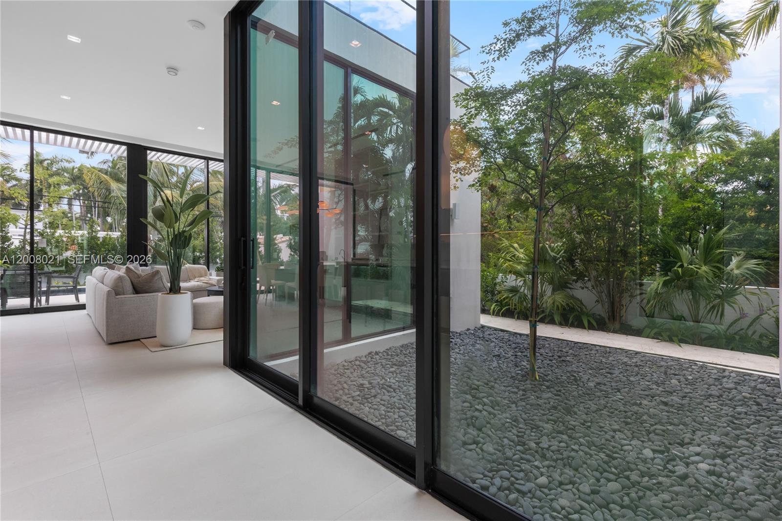 4504 Sheridan Ave Miami Beach, FL 33140