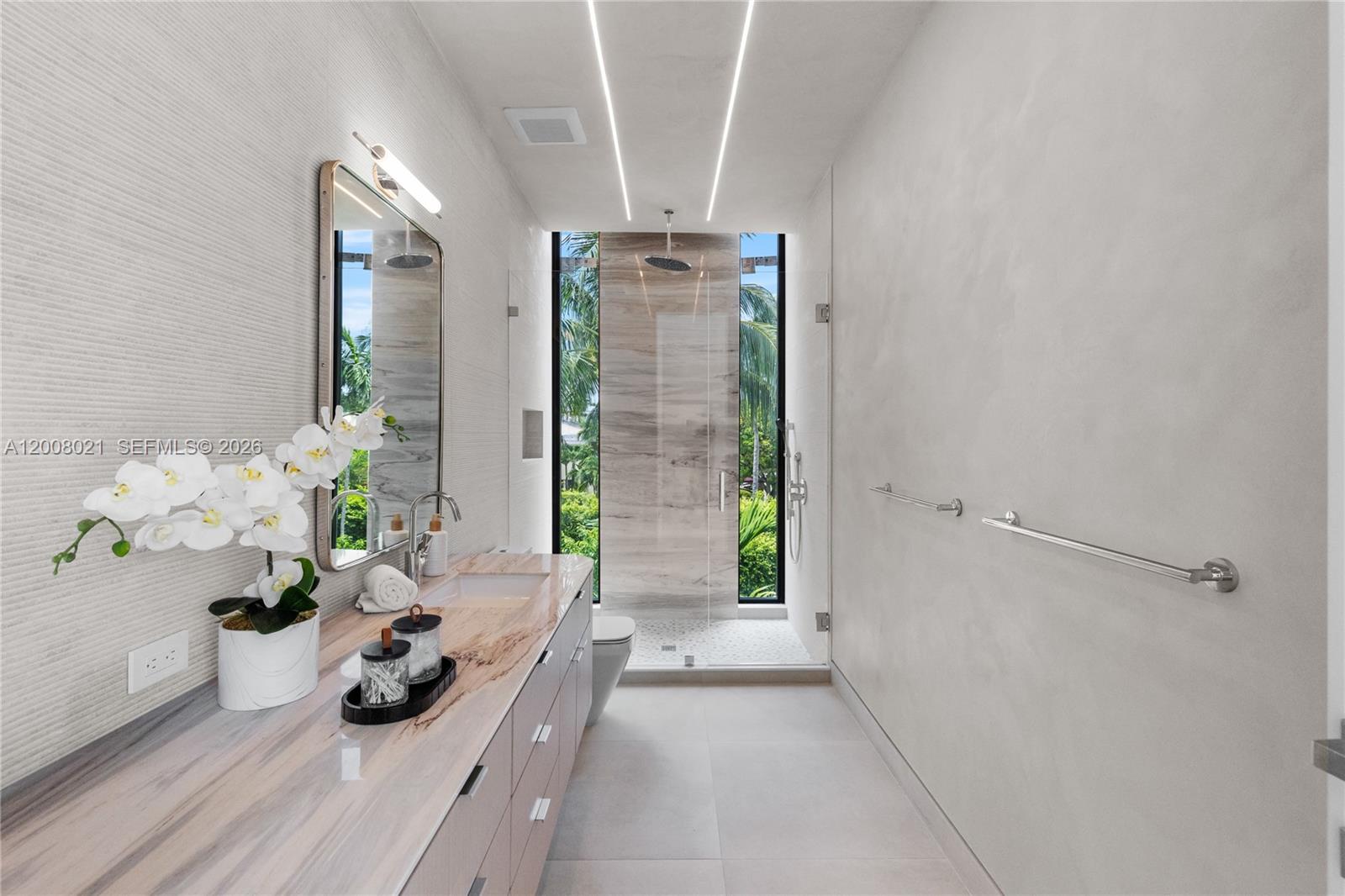 4504 Sheridan Ave Miami Beach, FL 33140