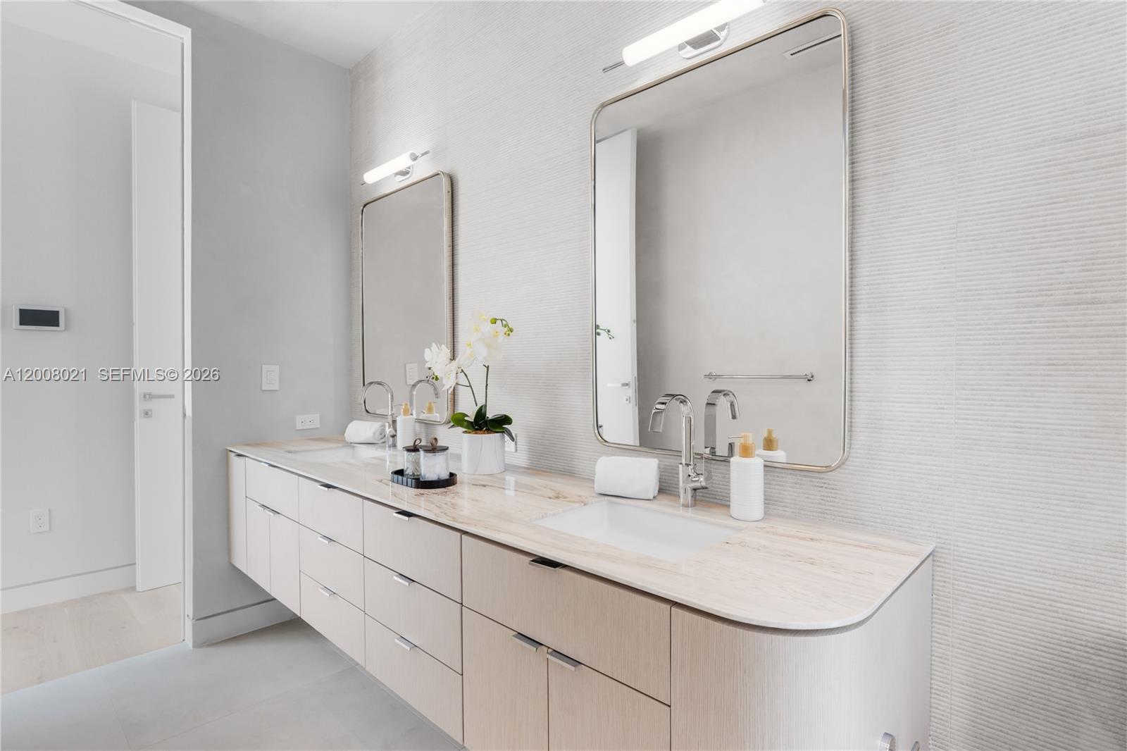 4504 Sheridan Ave Miami Beach, FL 33140
