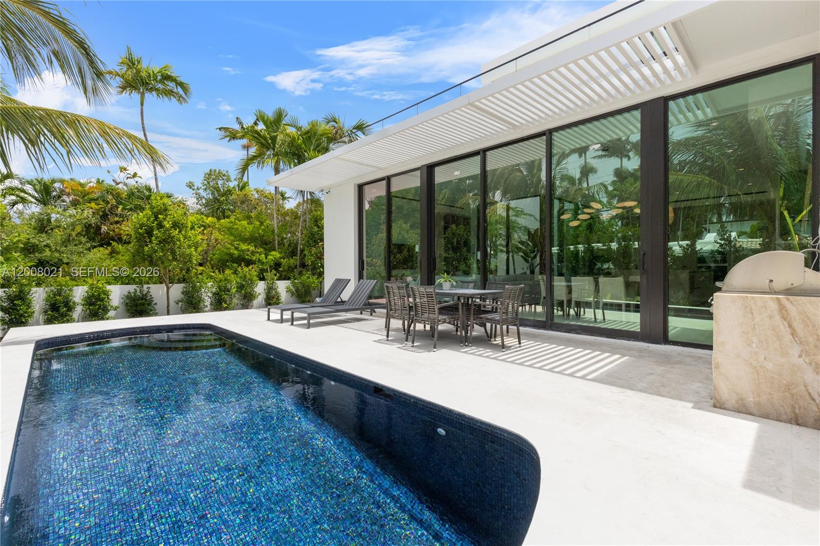 4504 Sheridan Ave Miami Beach, FL 33140