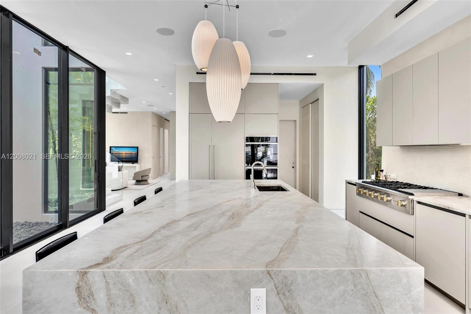 4504 Sheridan Ave Miami Beach, FL 33140