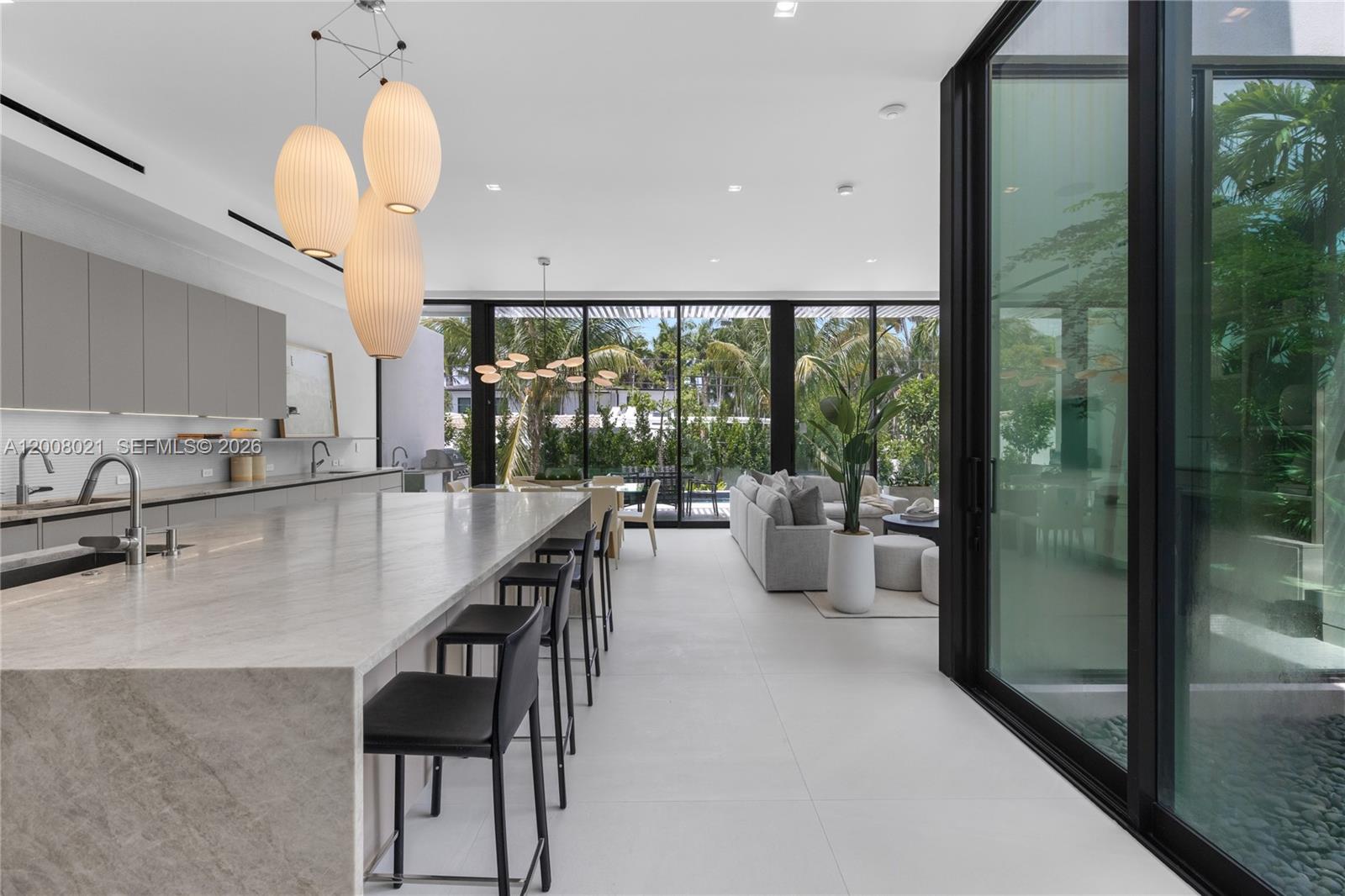 4504 Sheridan Ave Miami Beach, FL 33140