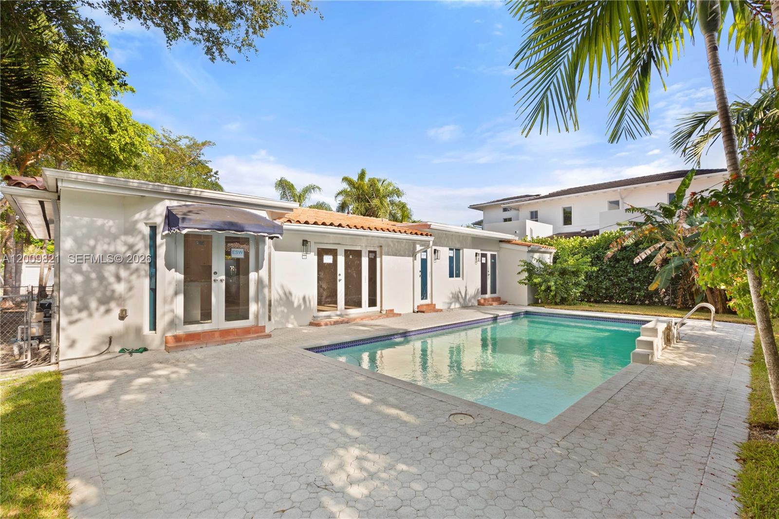 5614 San Vicente St Coral Gables, FL 33146