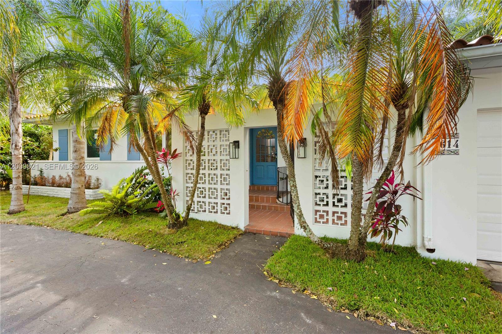 5614 San Vicente St Coral Gables, FL 33146