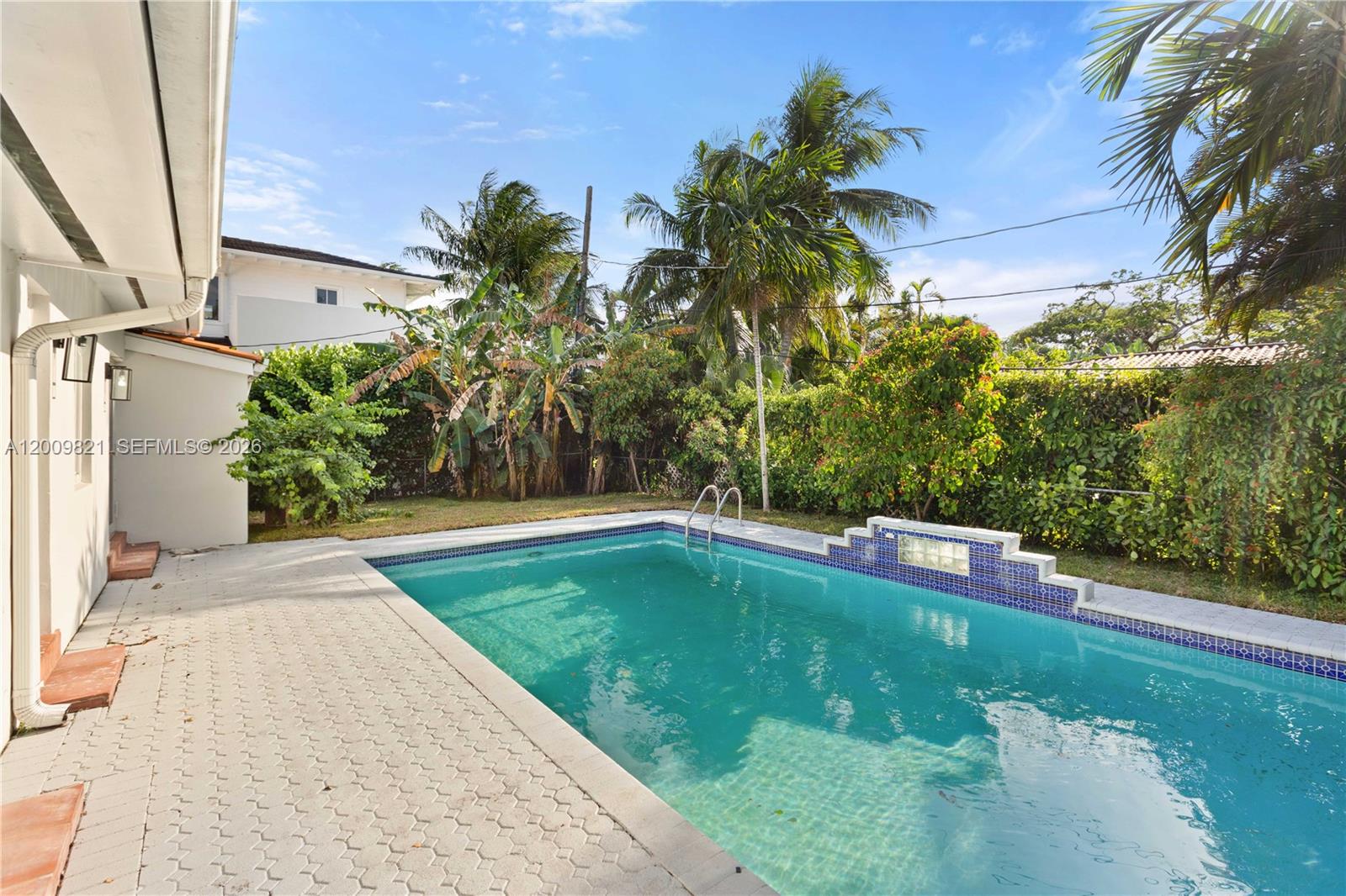 5614 San Vicente St Coral Gables, FL 33146
