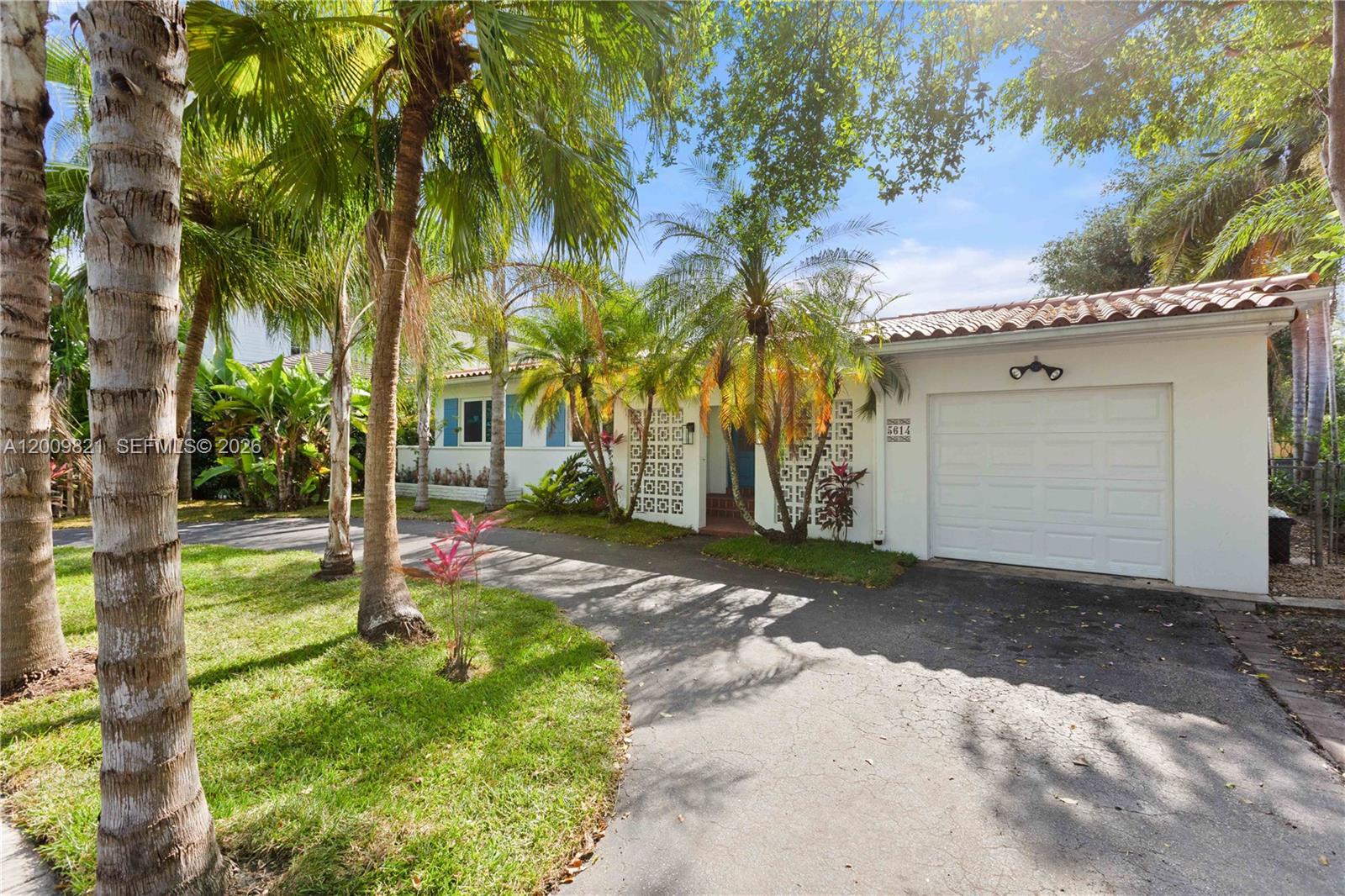 5614 San Vicente St Coral Gables, FL 33146