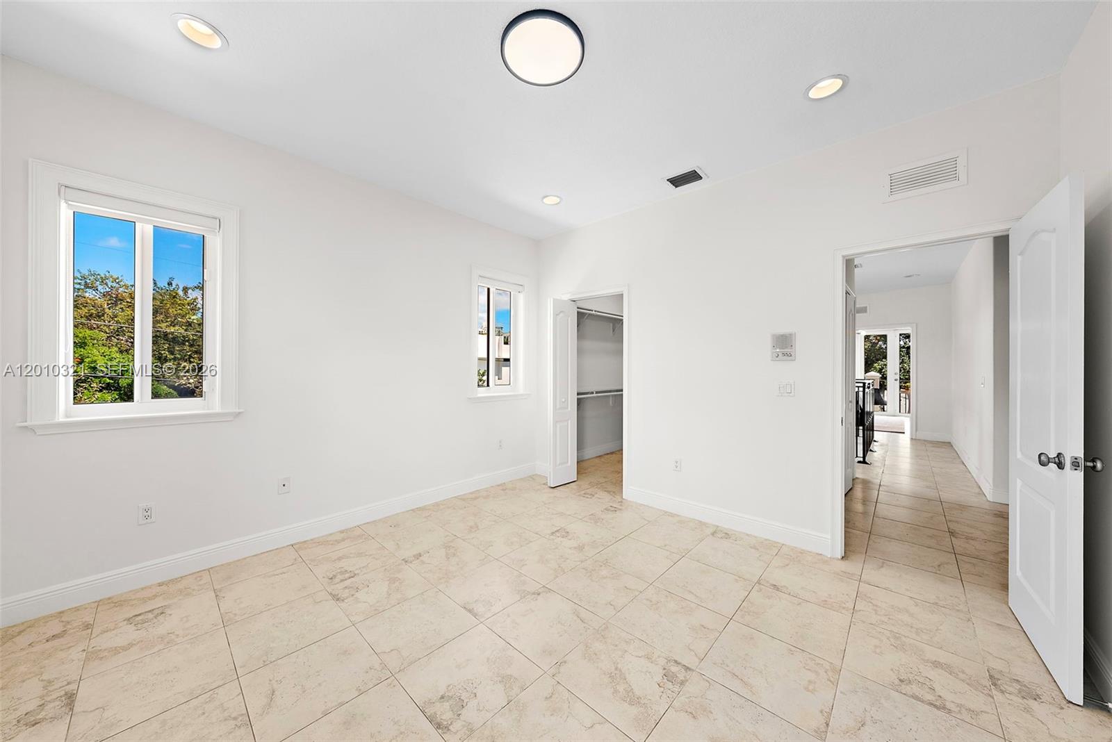 3200 Percival Ave Miami, FL 33133