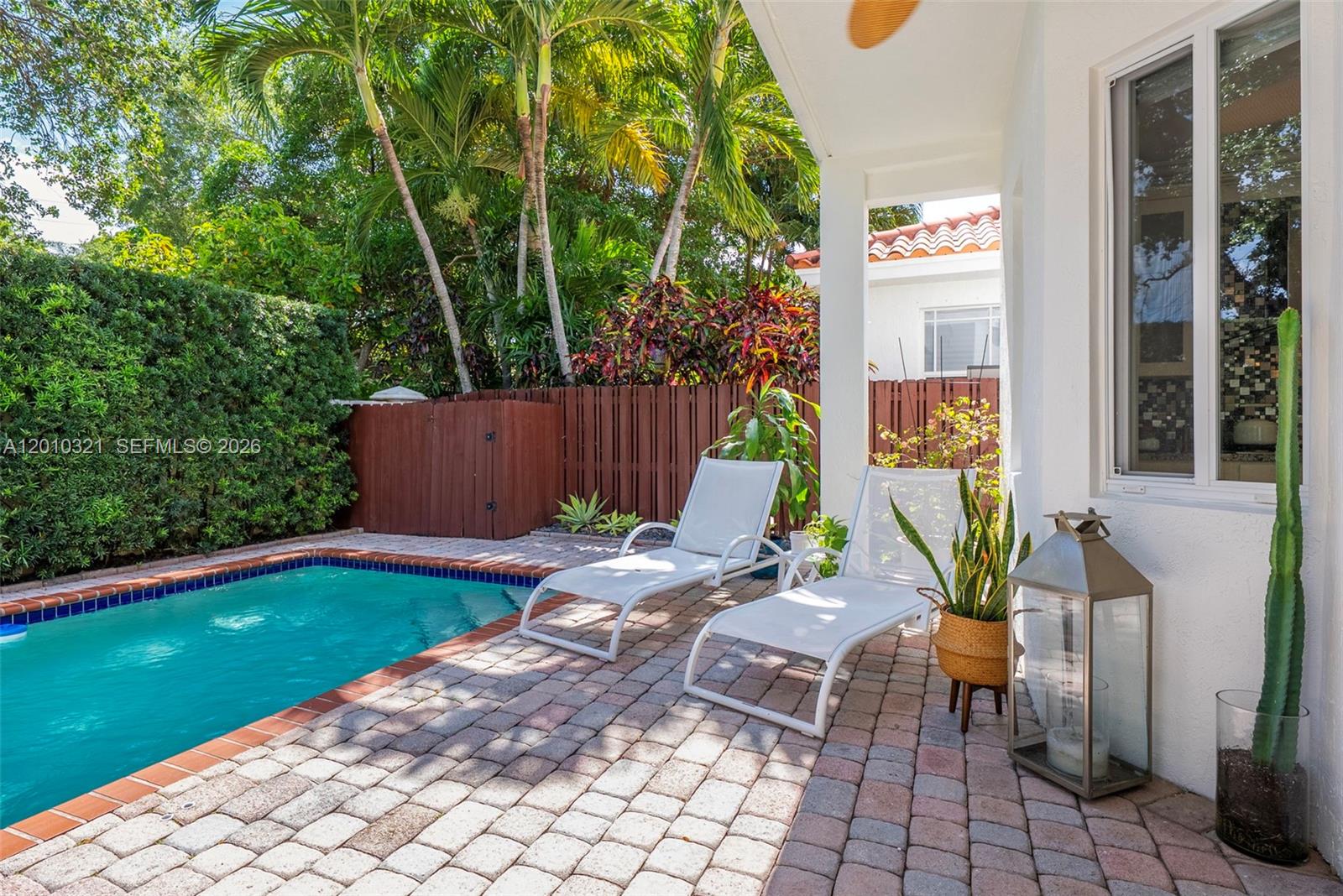 3200 Percival Ave Miami, FL 33133