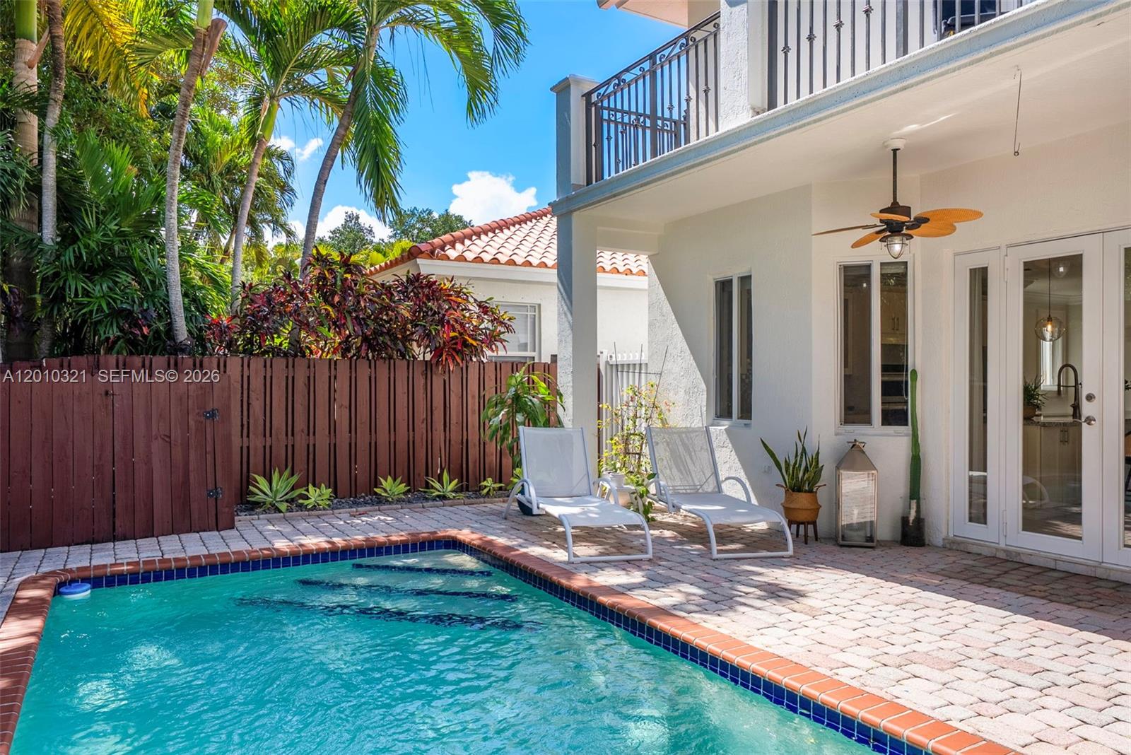 3200 Percival Ave Miami, FL 33133