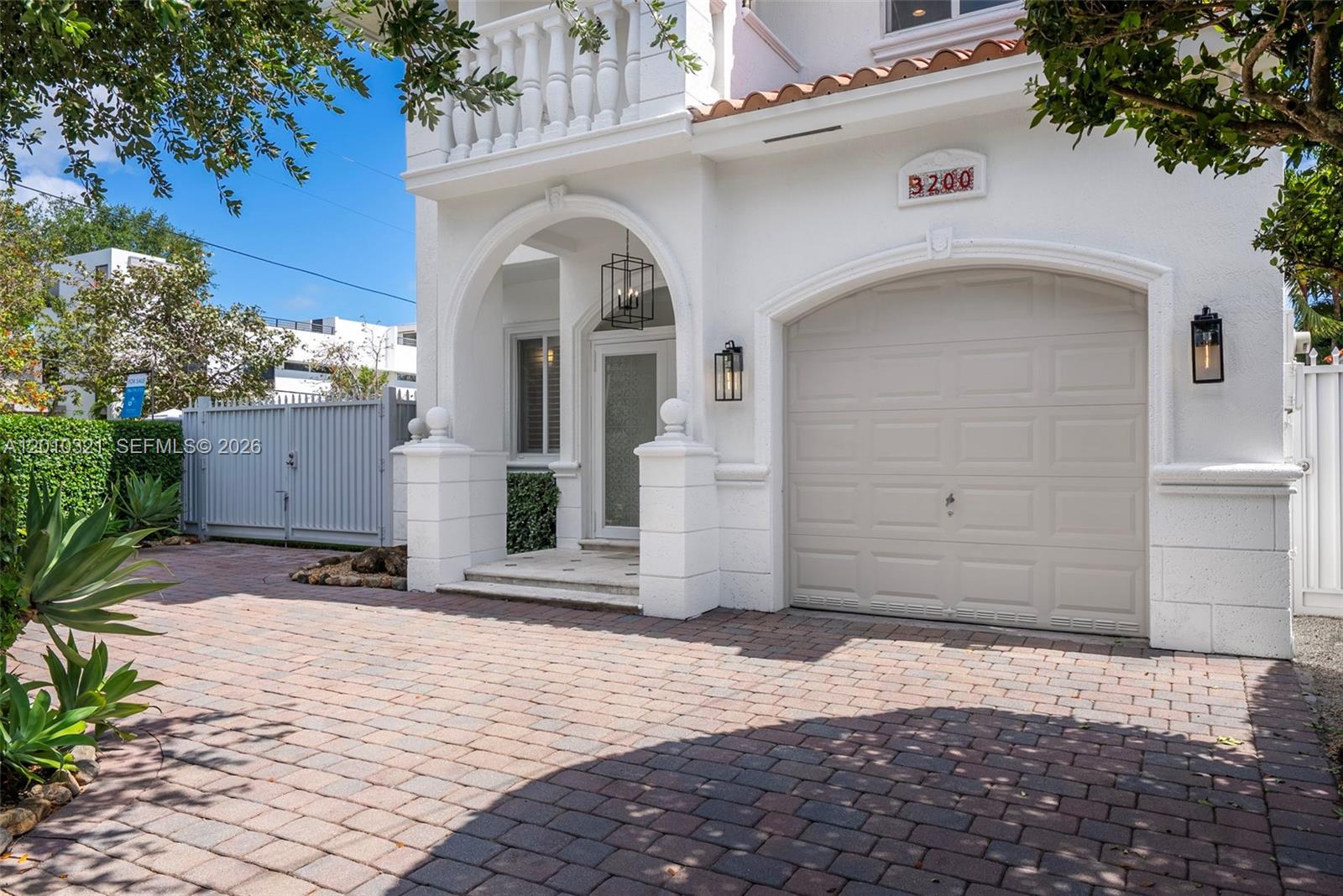 3200 Percival Ave Miami, FL 33133