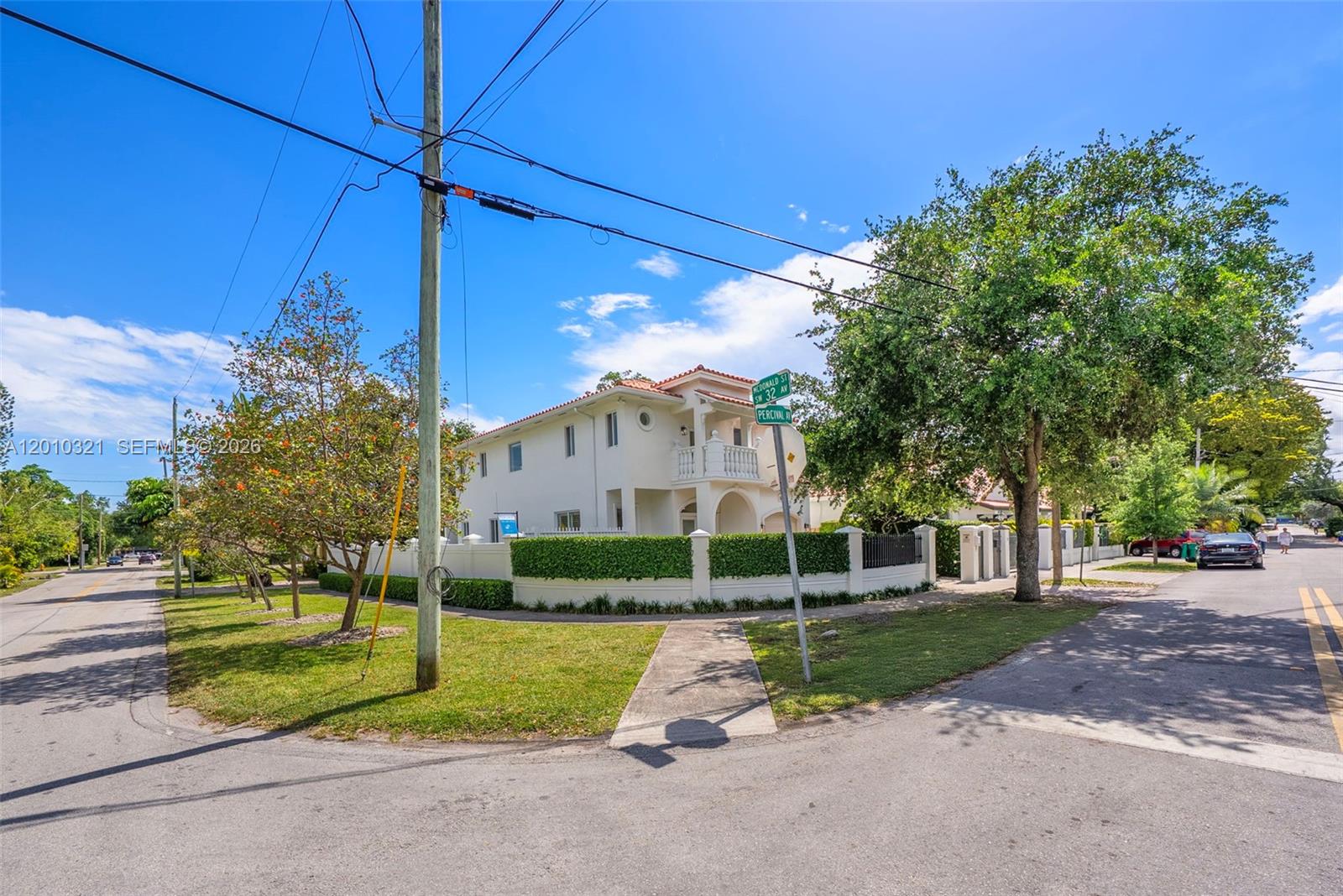 3200 Percival Ave Miami, FL 33133