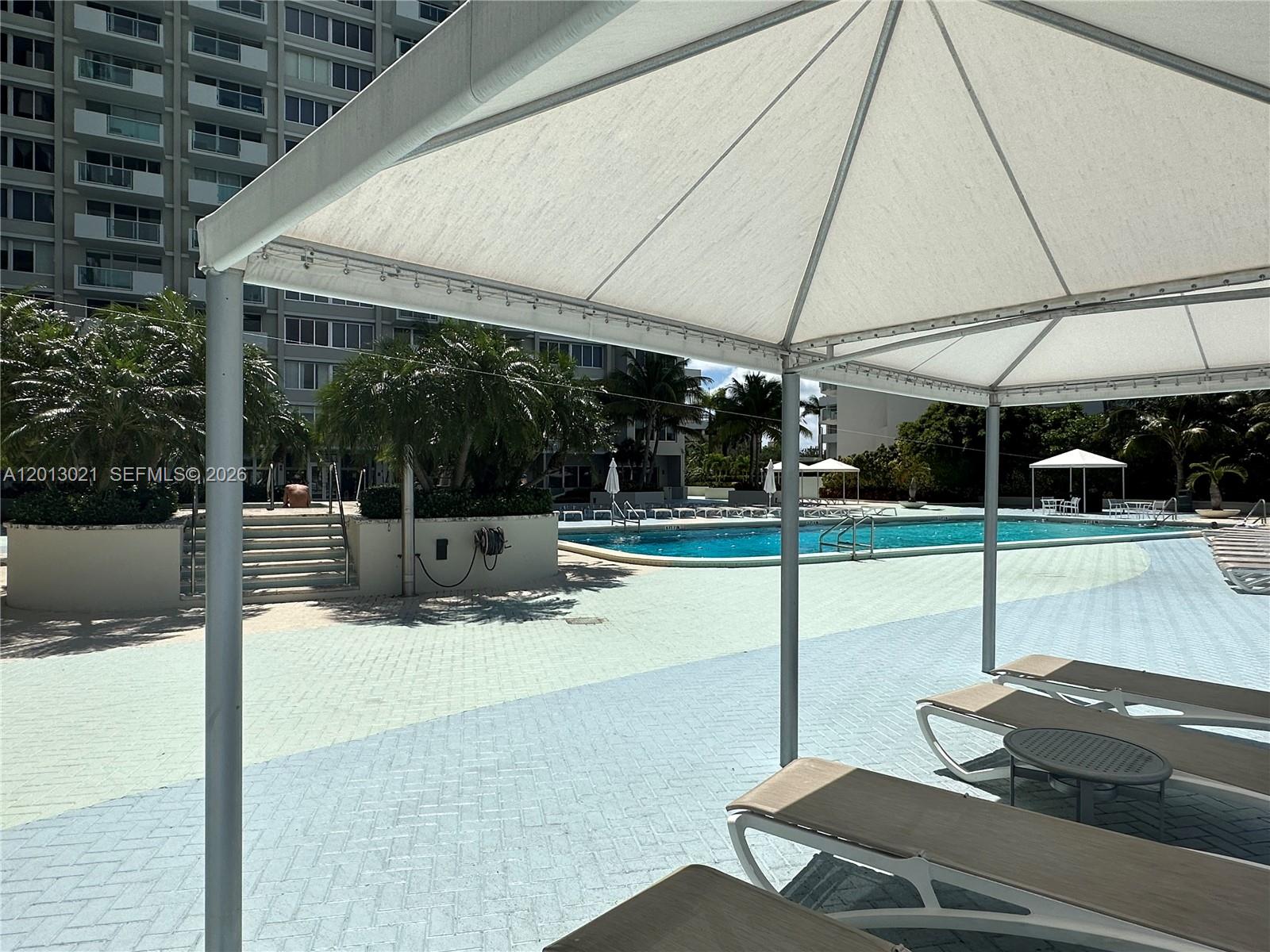 1200 West Ave #724 Miami Beach, FL 33139