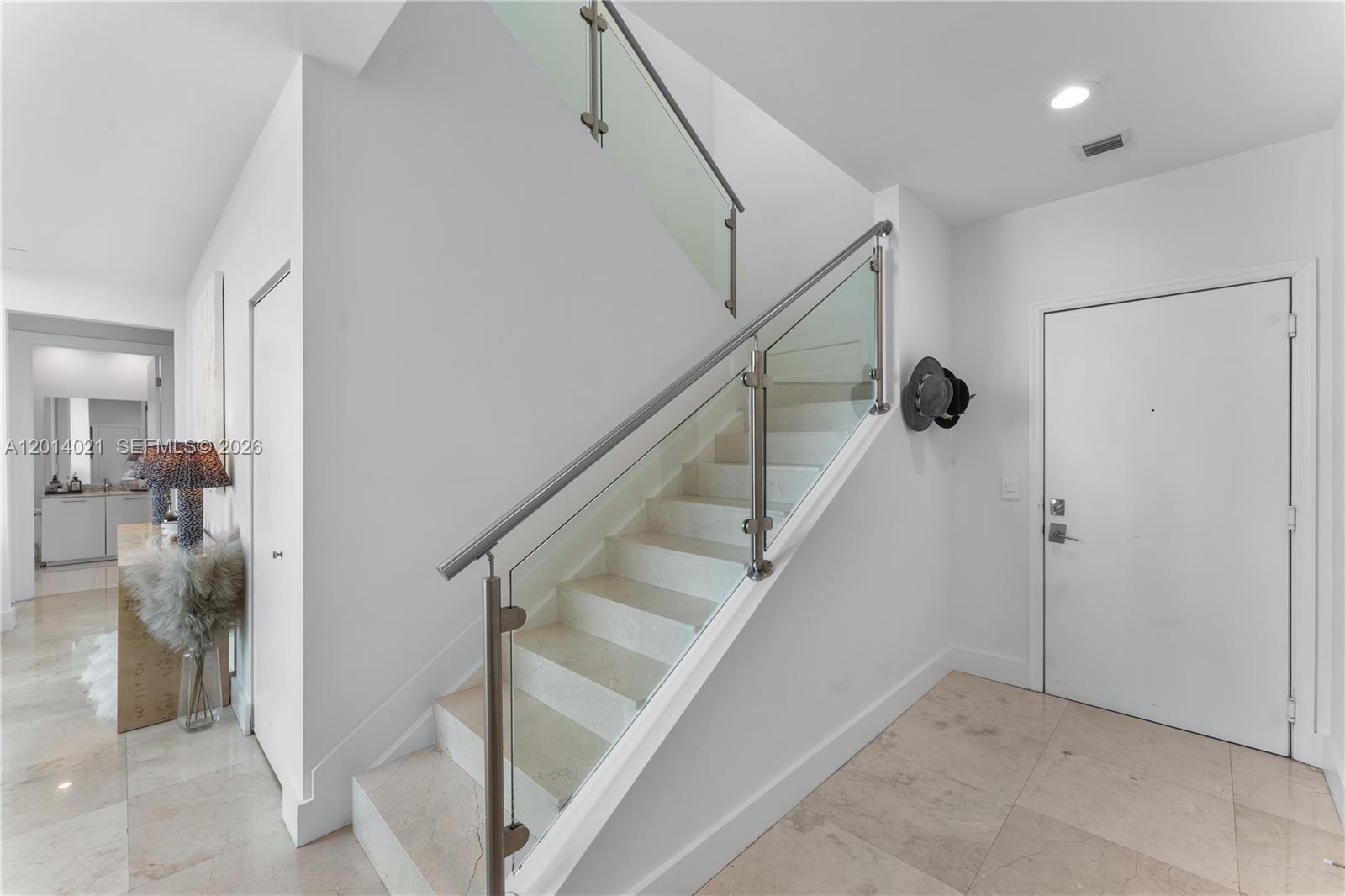 950 Brickell Bay Dr #5506 Miami, FL 33131
