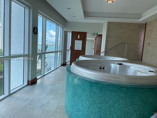 image Brickell on the River North26