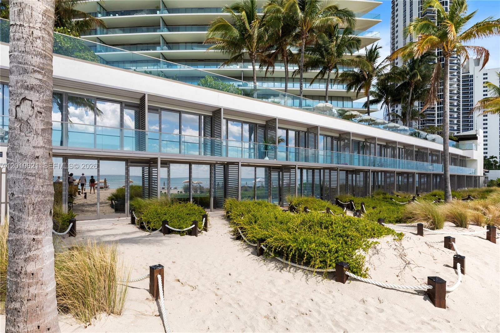 18975 Collins Ave #2202/C-1 Sunny Isles Beach, FL 33160