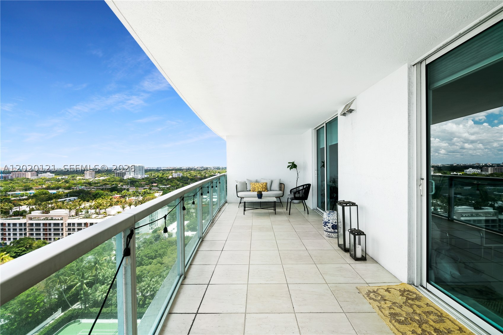 image Skyline on Brickell19