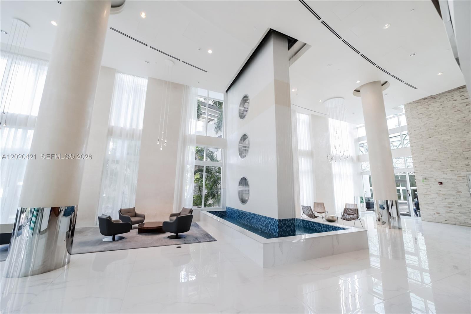 image Brickell on the River South33