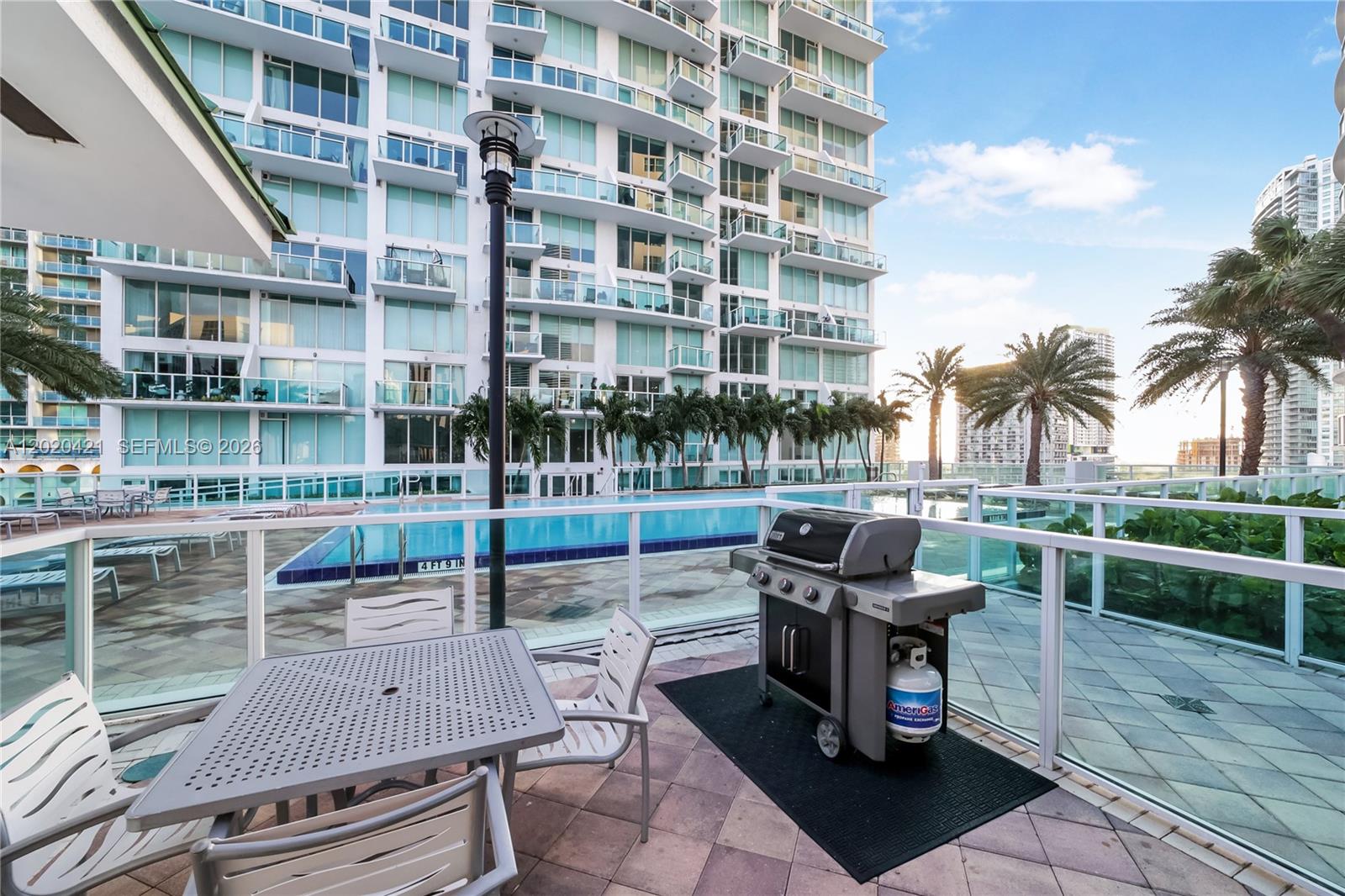 image Brickell on the River South38