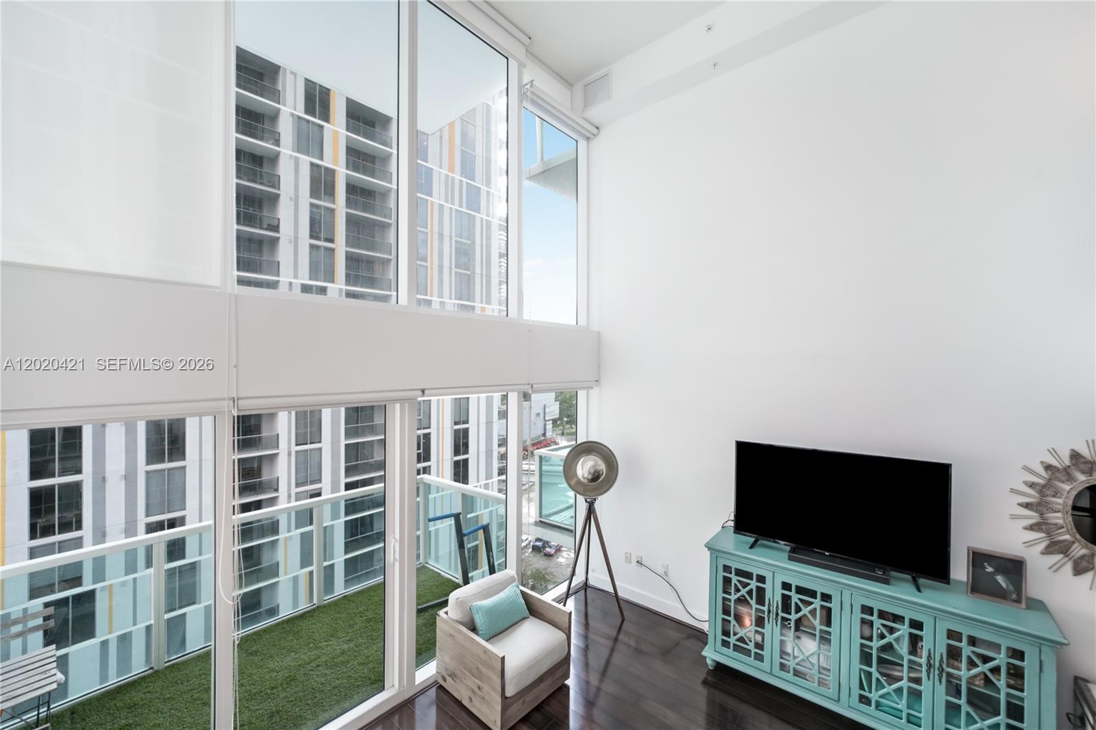 image Brickell on the River South7