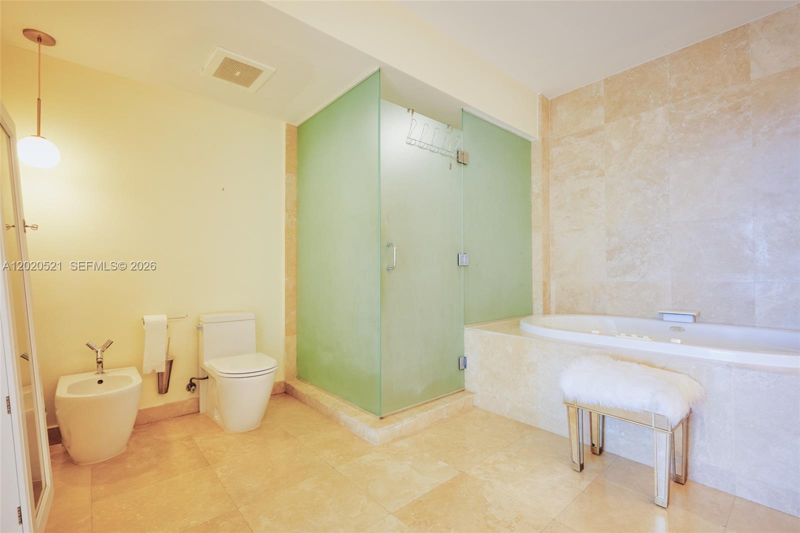 450 Alton Rd #2810 Miami Beach, FL 33139