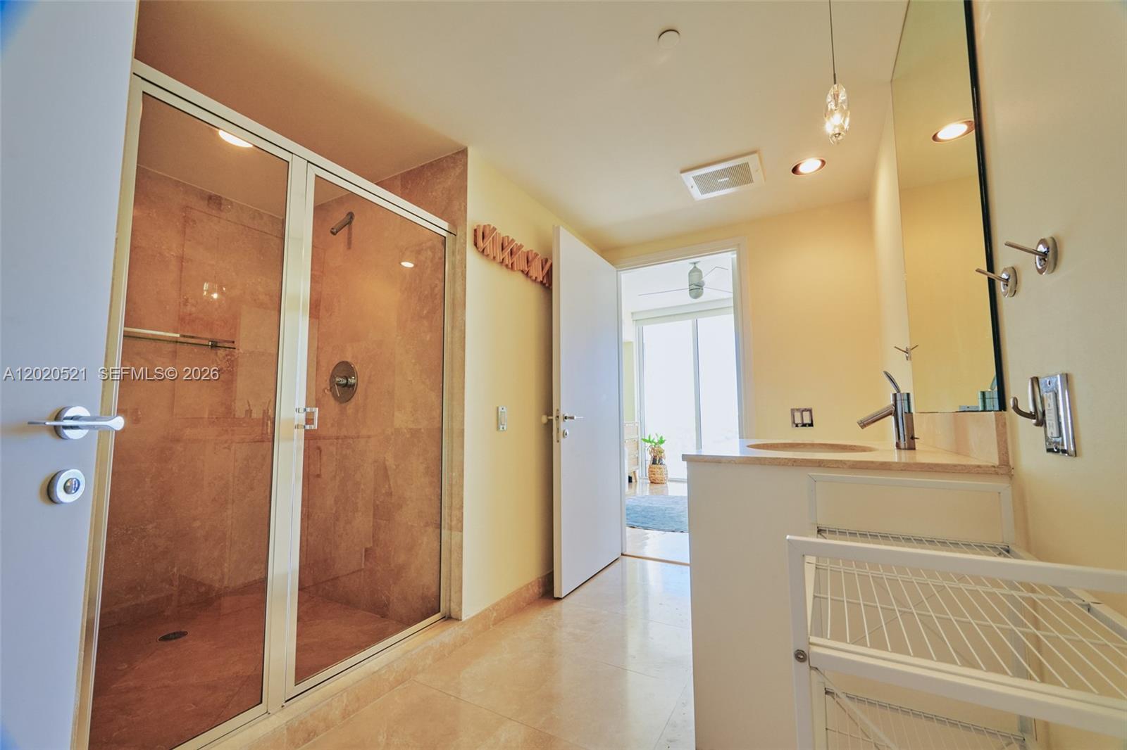 450 Alton Rd #2810 Miami Beach, FL 33139