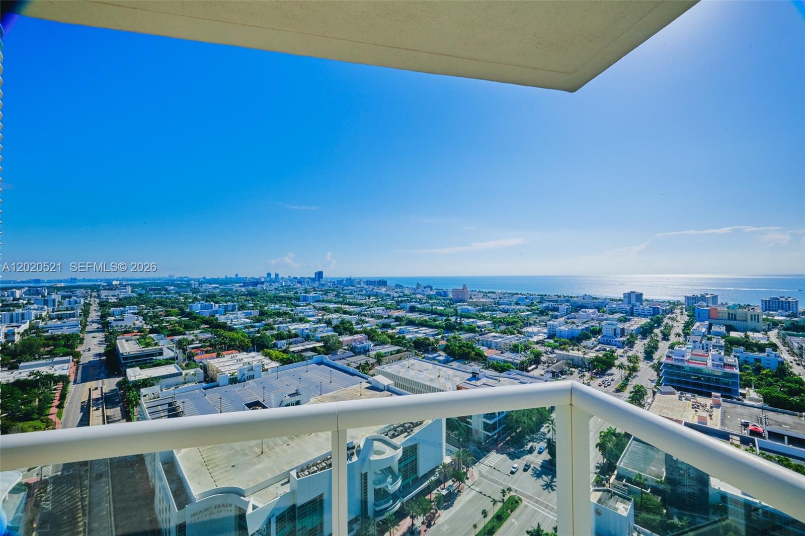 450 Alton Rd #2810 Miami Beach, FL 33139