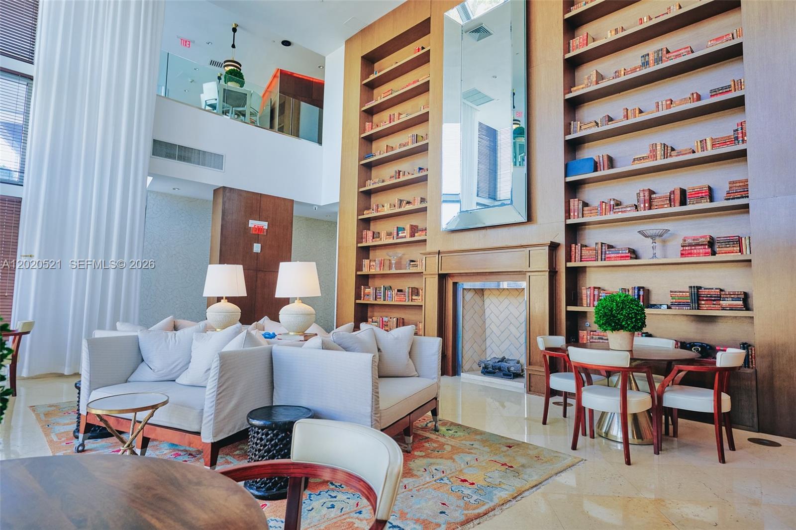 450 Alton Rd #2810 Miami Beach, FL 33139