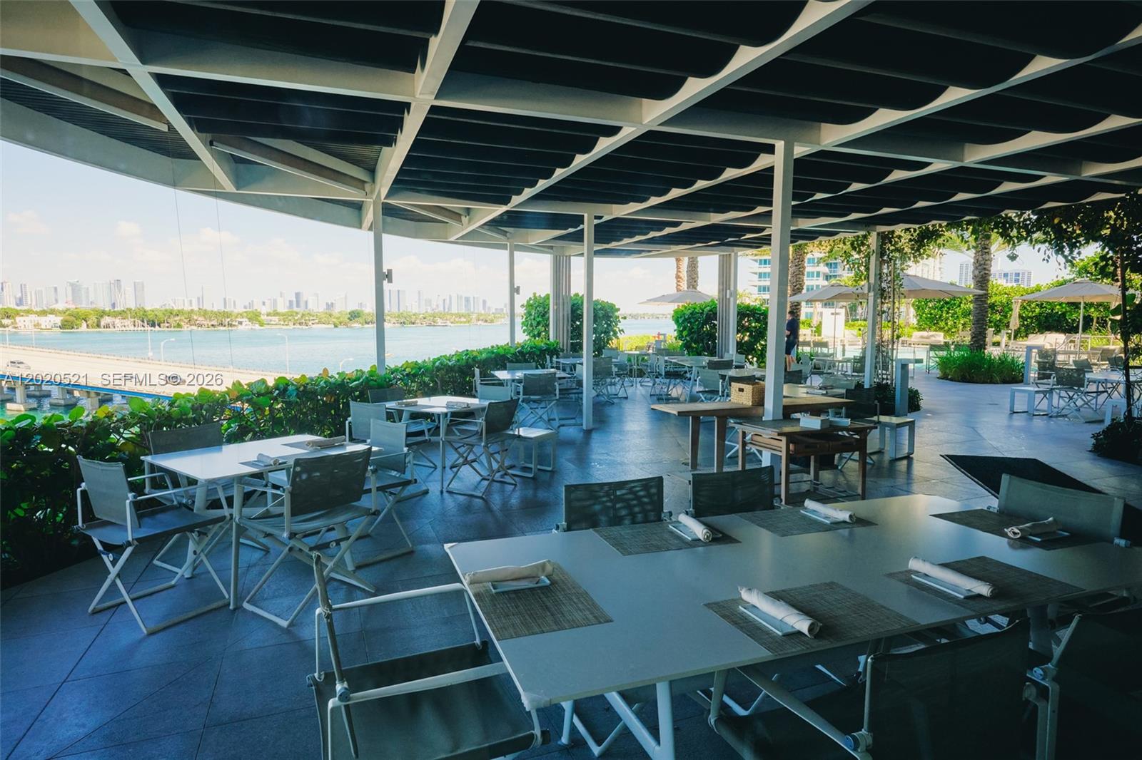450 Alton Rd #2810 Miami Beach, FL 33139