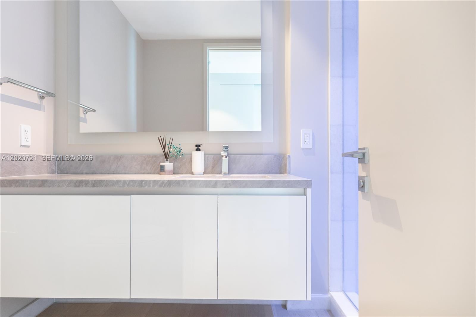 700 NE 26th Ter #2901 Miami, FL 33137