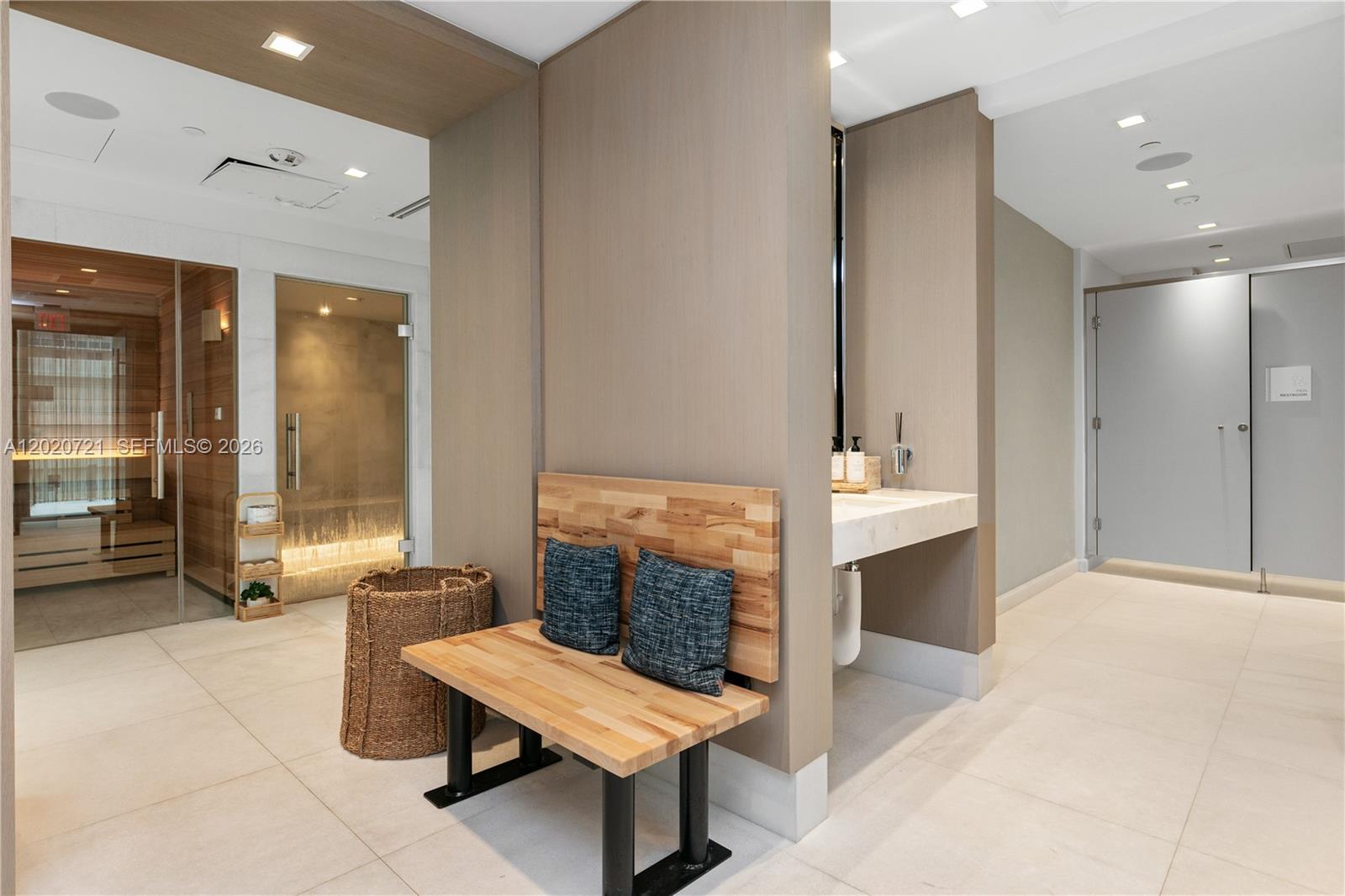 700 NE 26th Ter #2901 Miami, FL 33137