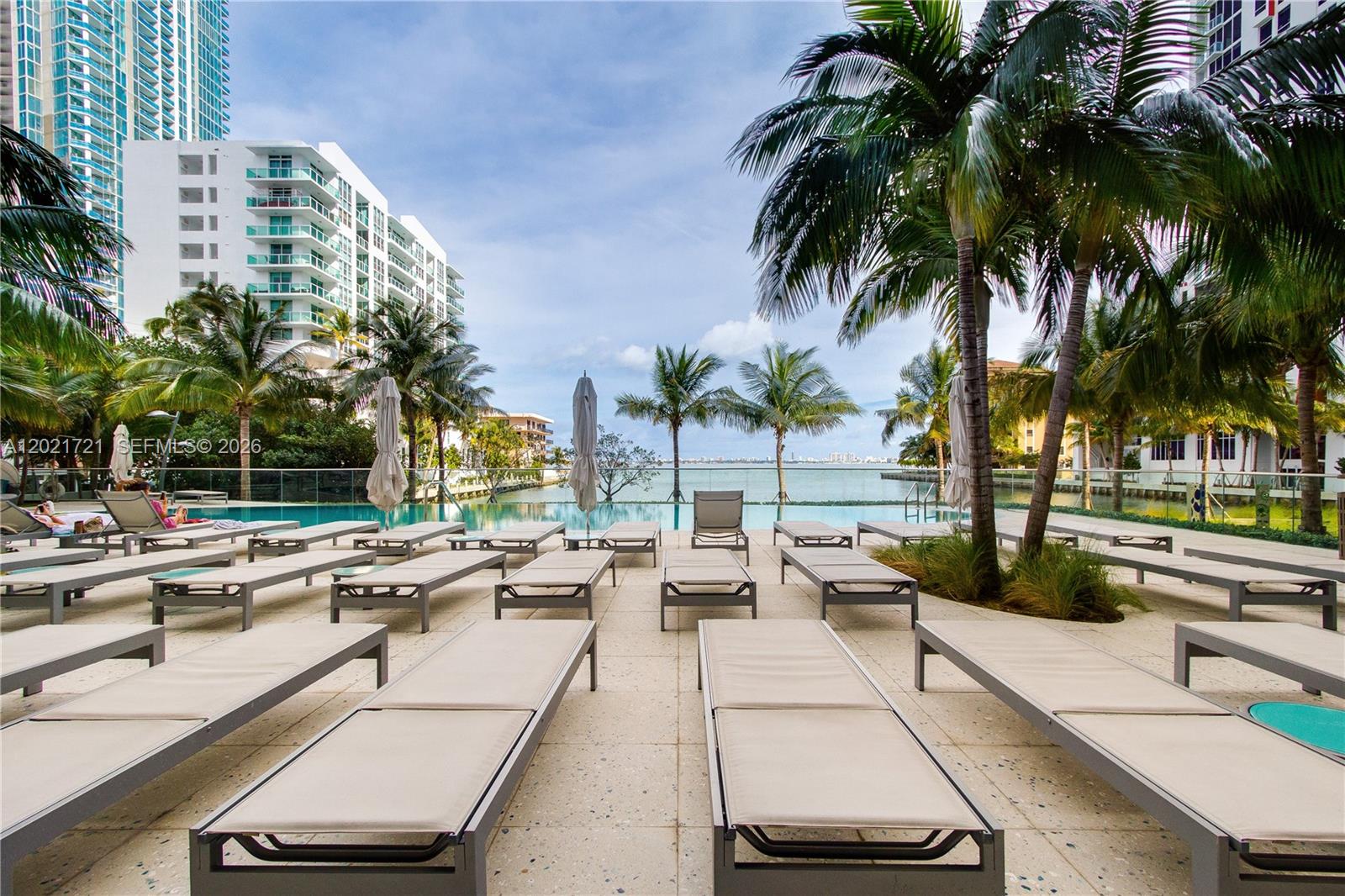 460 NE 28th St #3105 Miami, FL 33137