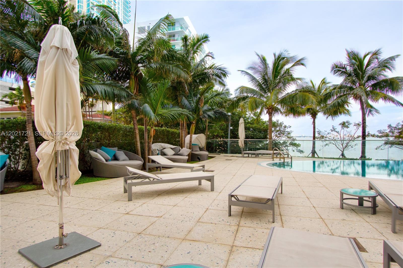 460 NE 28th St #3105 Miami, FL 33137