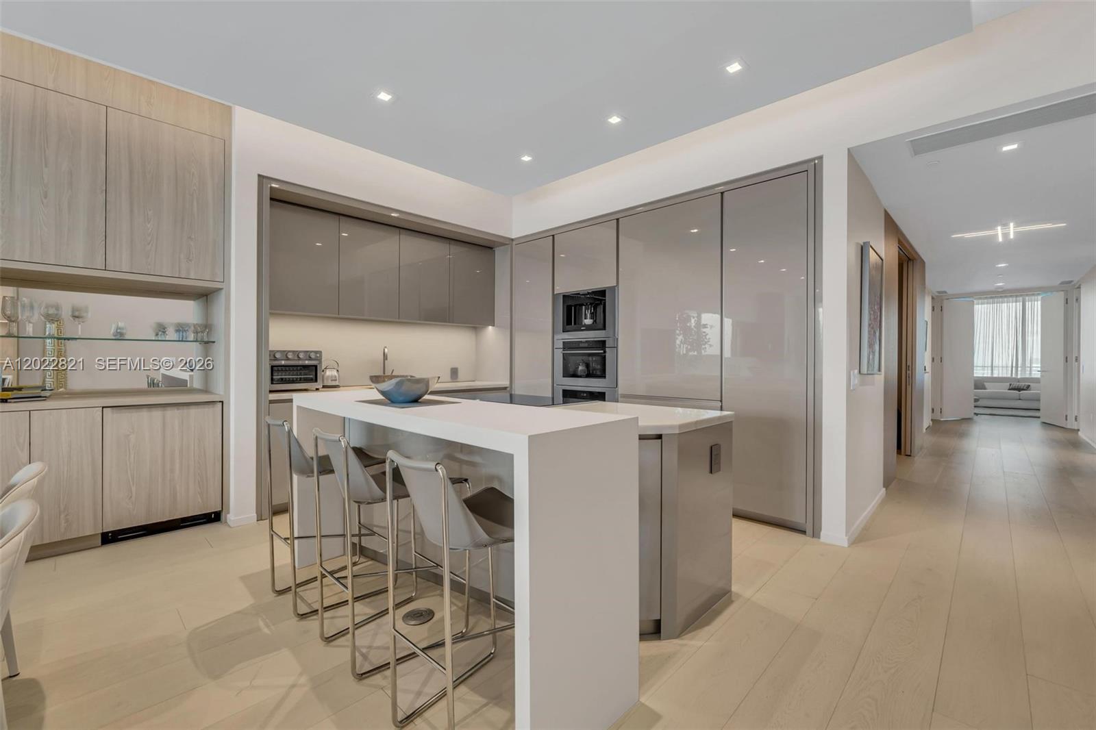 18975 Collins Ave #2802 Sunny Isles Beach, FL 33160