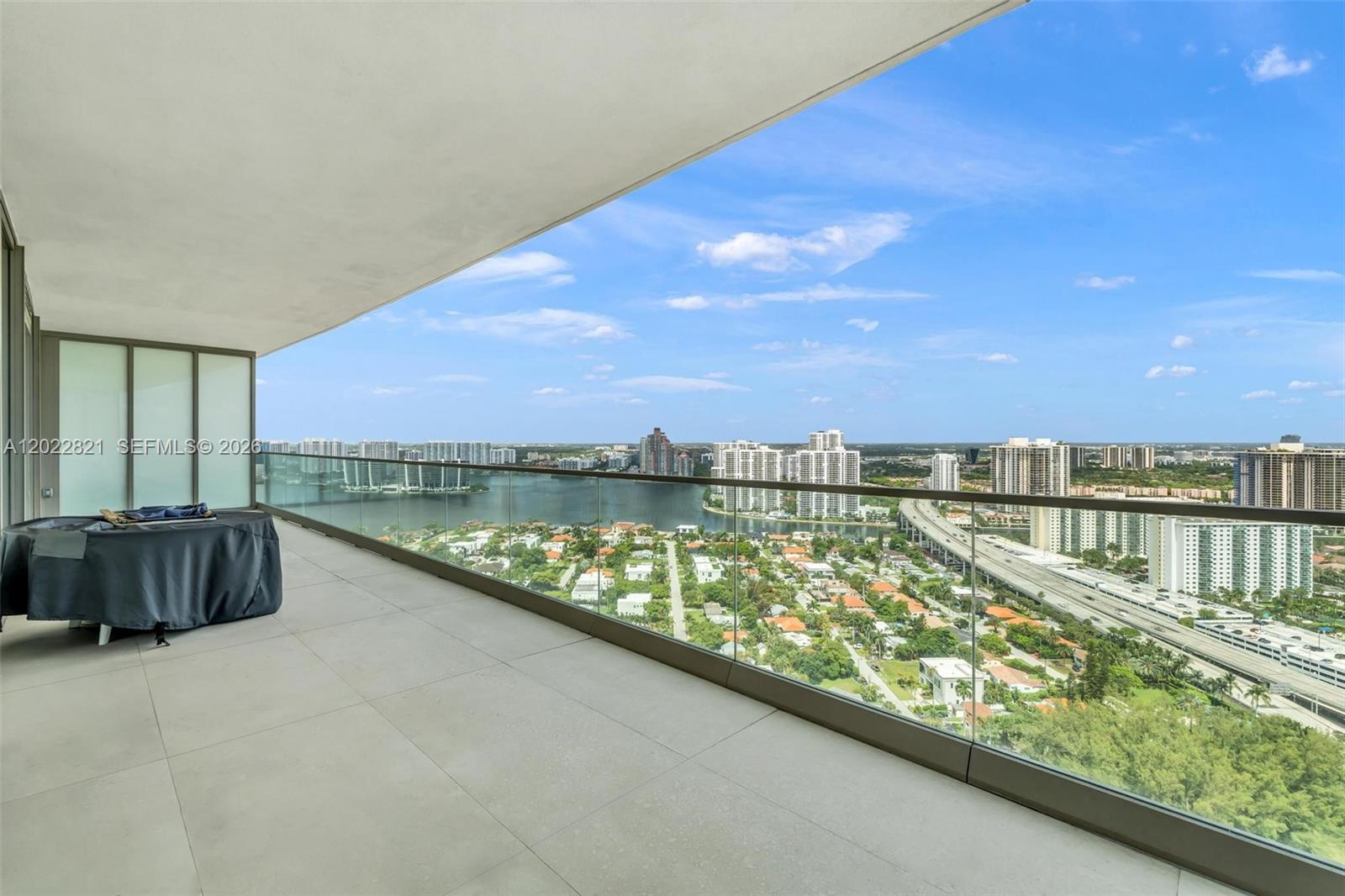 18975 Collins Ave #2802 Sunny Isles Beach, FL 33160