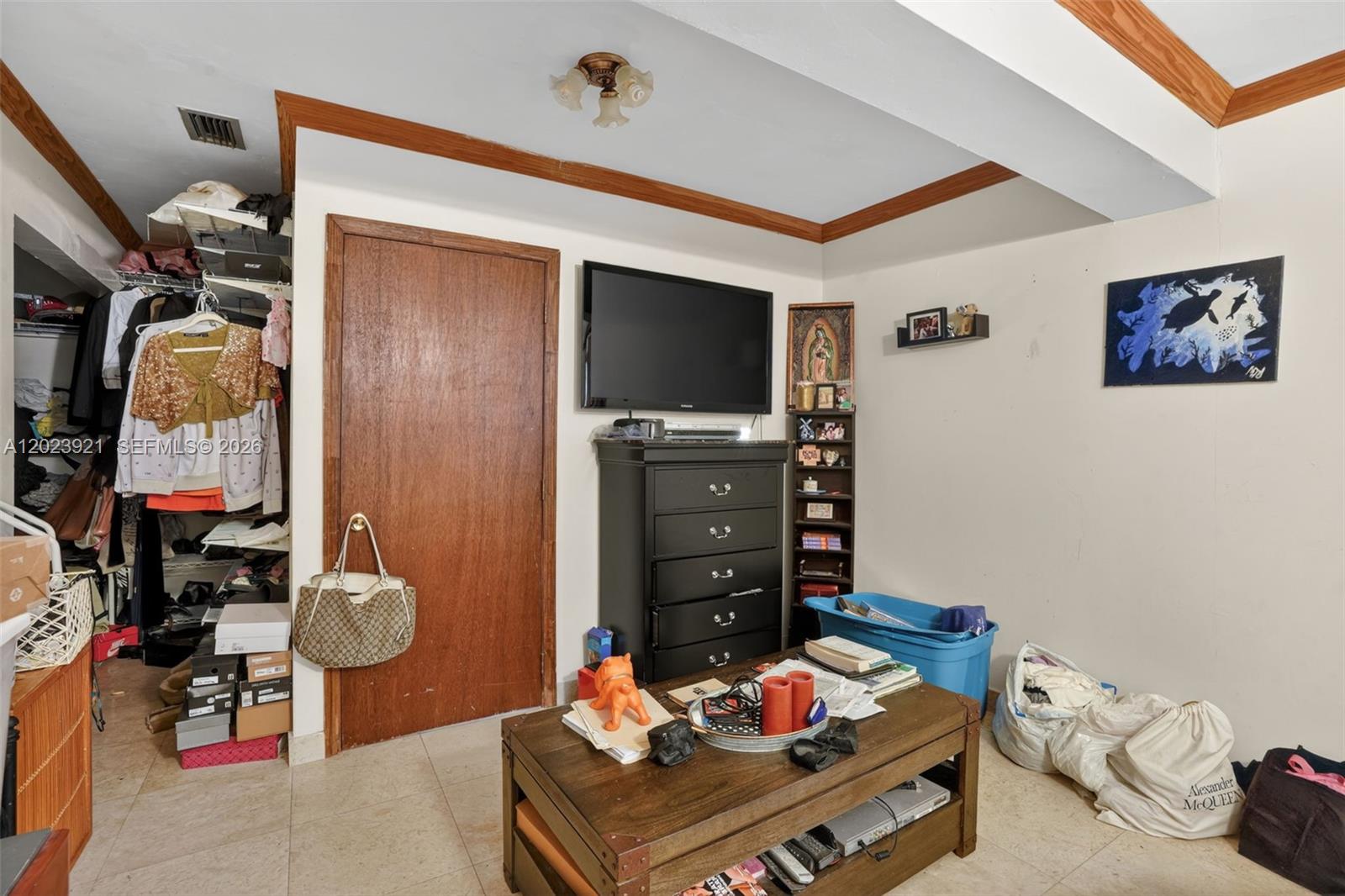 8461 SW 68th St Rd Miami, FL 33143