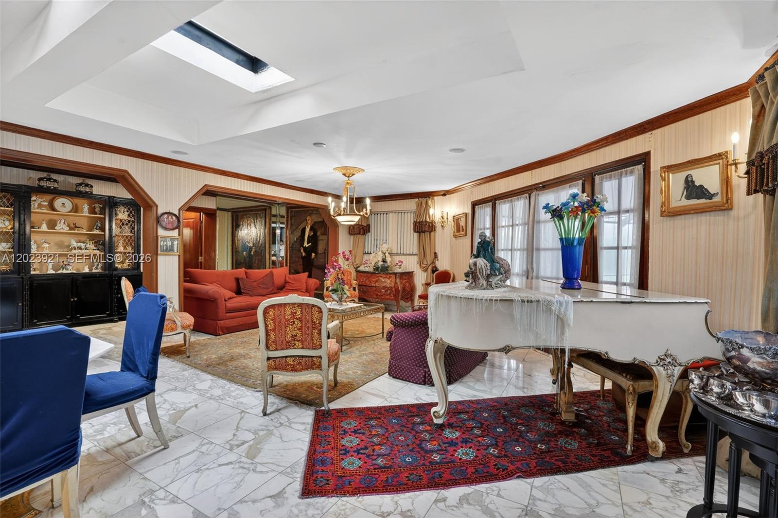 8461 SW 68th St Rd Miami, FL 33143