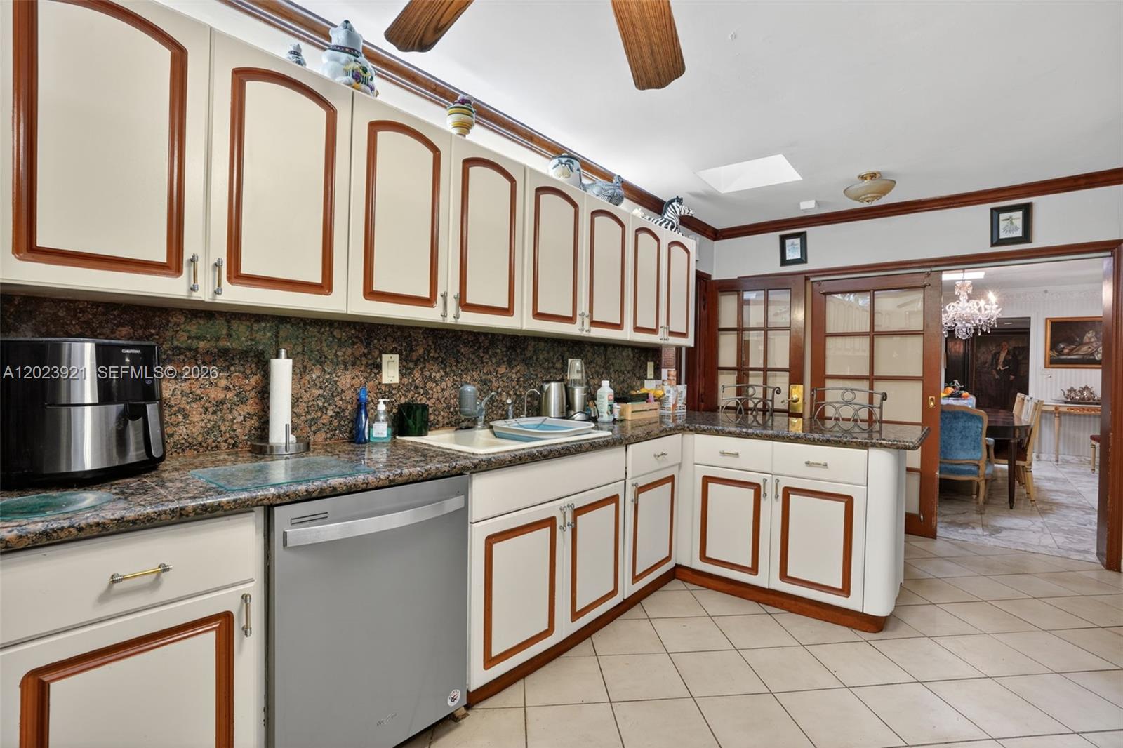 8461 SW 68th St Rd Miami, FL 33143