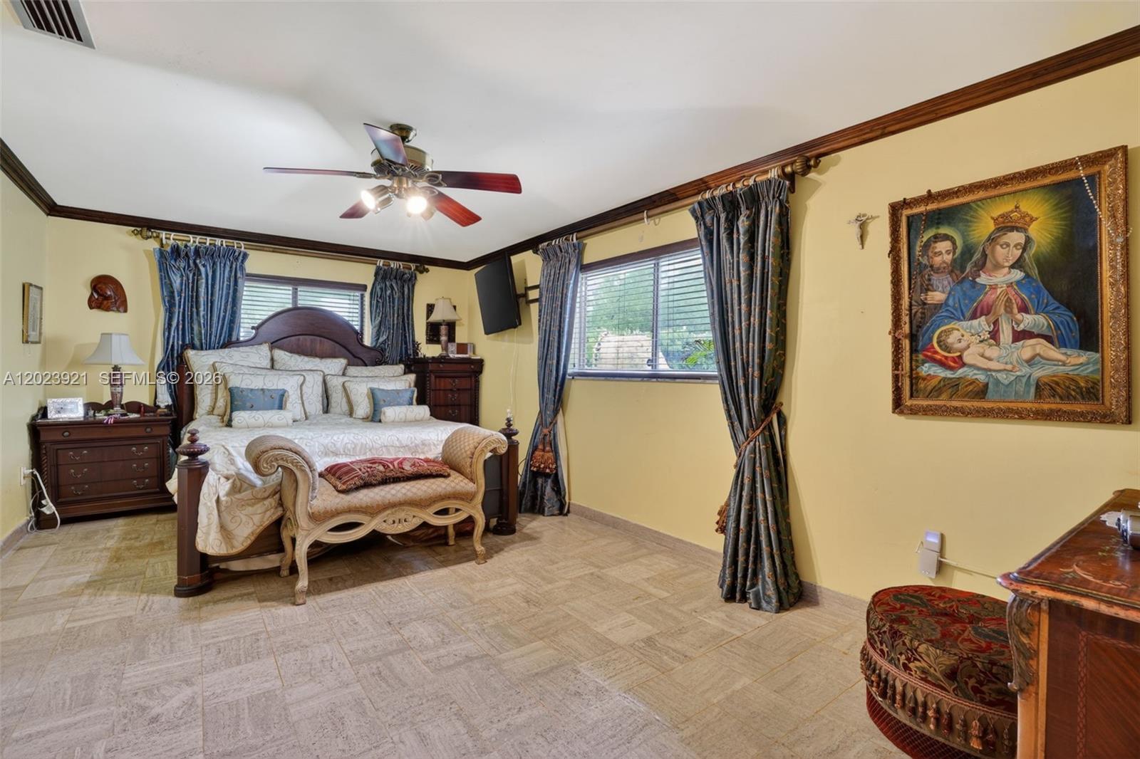 8461 SW 68th St Rd Miami, FL 33143