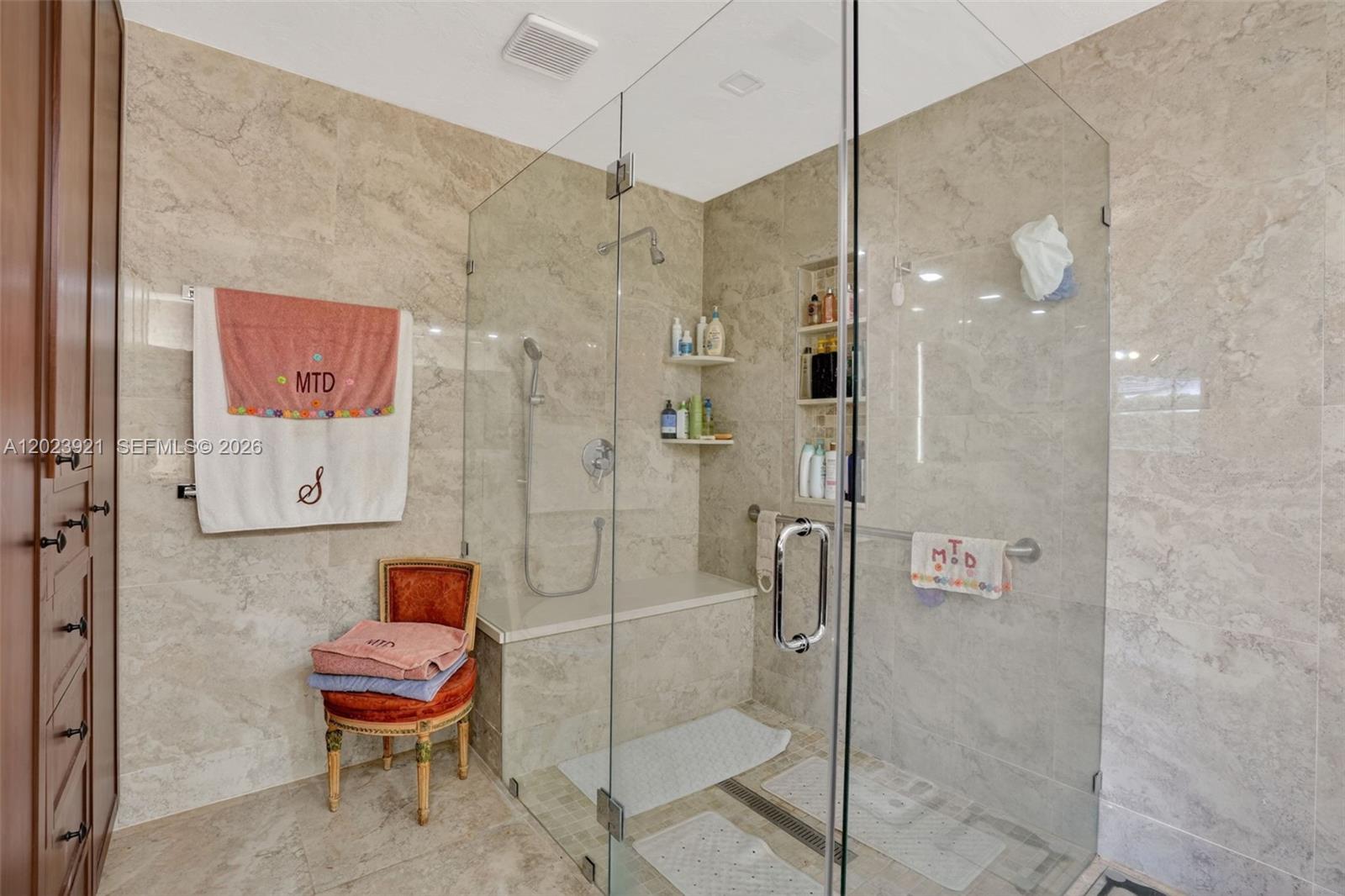 8461 SW 68th St Rd Miami, FL 33143