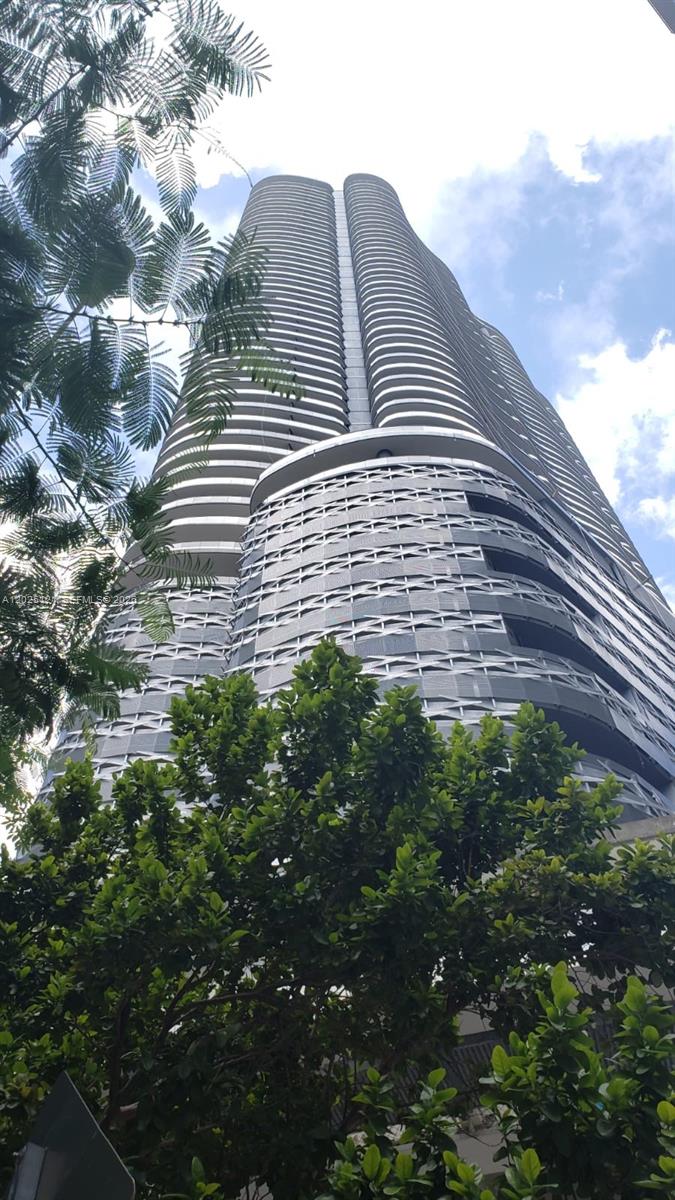 1000 Brickell Plz #4503 Miami, FL 33131