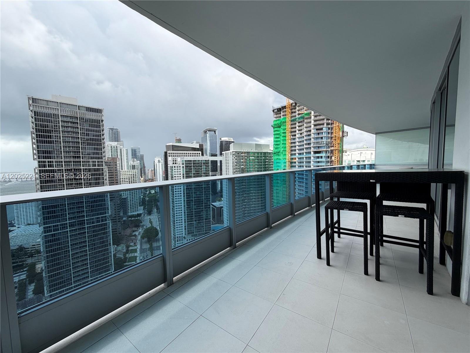 200 Biscayne Blvd Way #4104 Miami, FL 33131