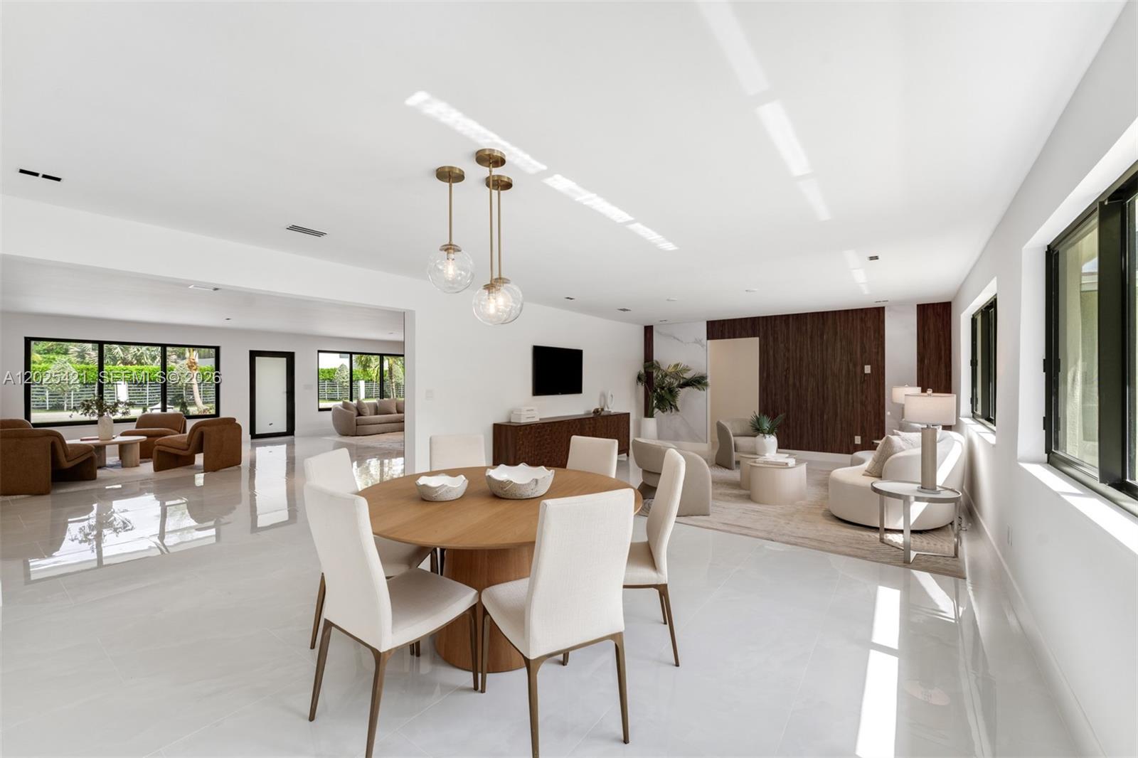 10825 SW 80th Ave Miami, FL 33156
