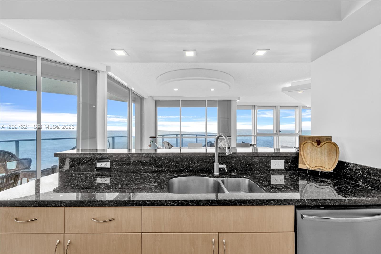 16485 Collins Ave #1836 Sunny Isles Beach, FL 33160