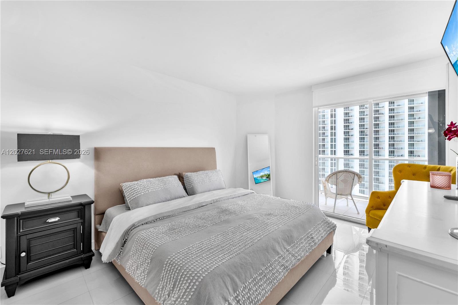 16485 Collins Ave #1836 Sunny Isles Beach, FL 33160